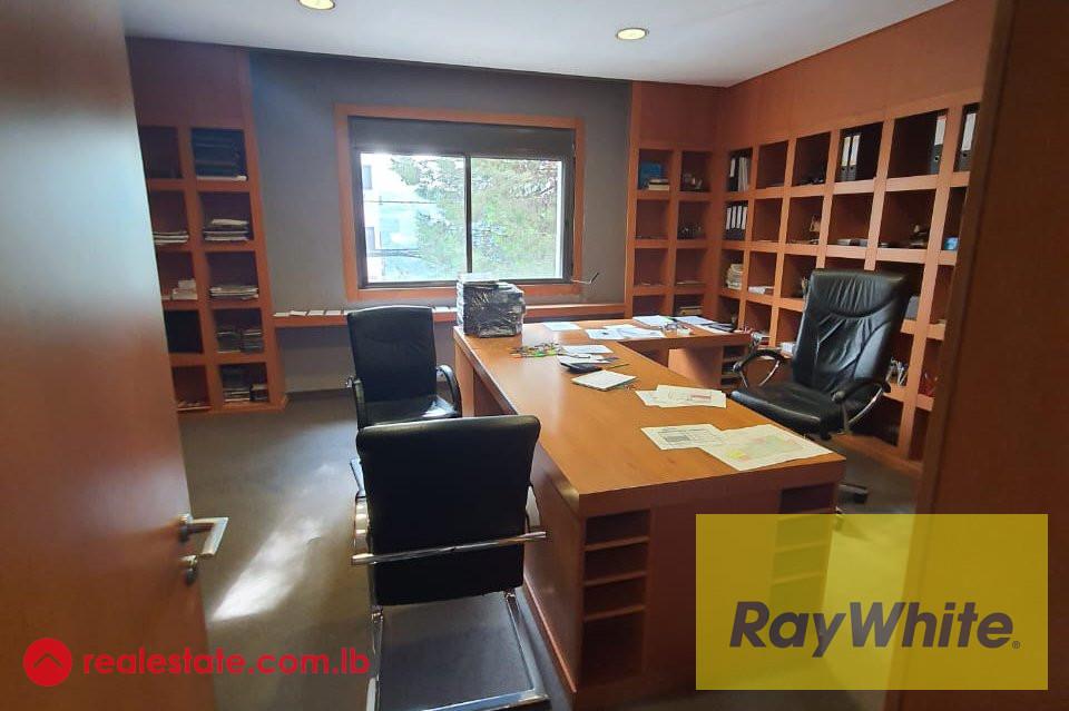 Offices and Warehouse for sale in Mansourieh
