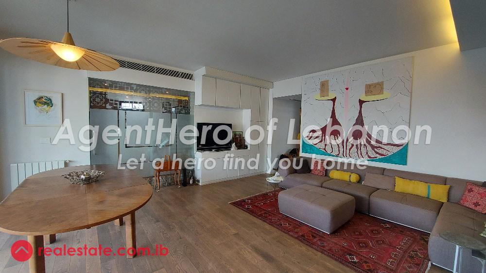 Stylish Apt With Balcony and Open View