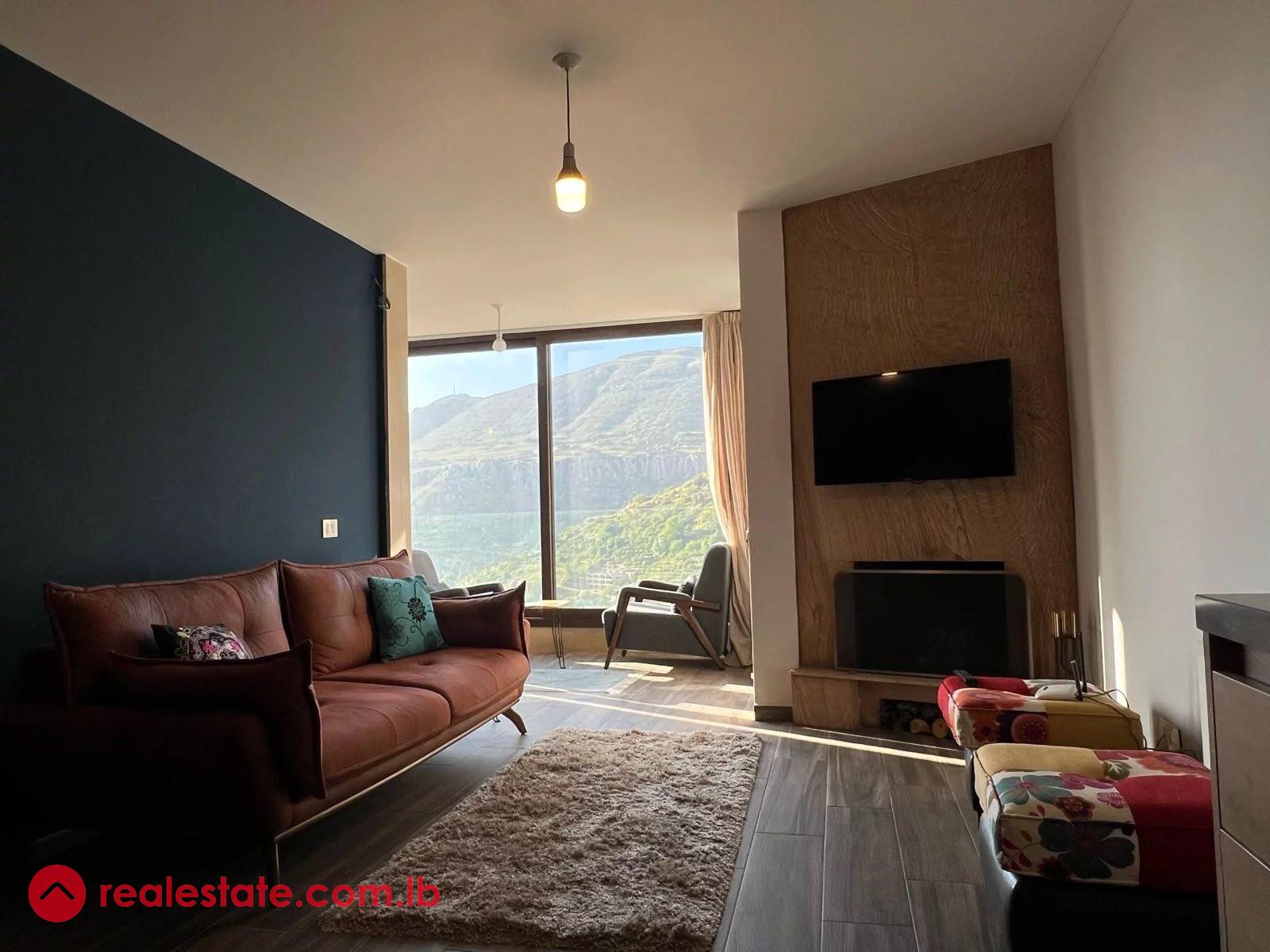 Tranquil Mountain Retreat in Faraya!