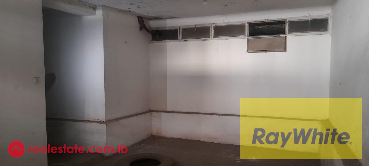Warehouse for sale in Dora