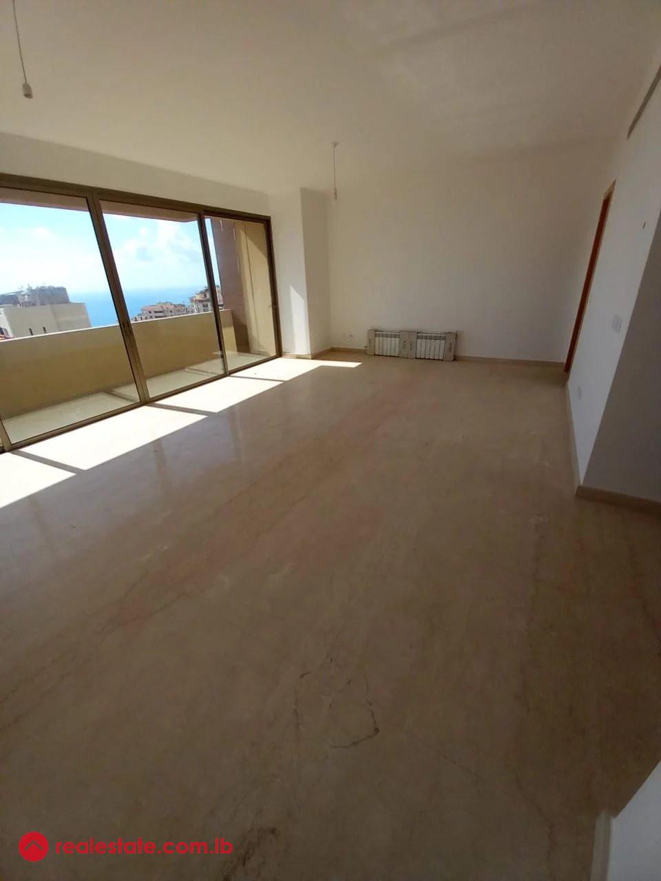 Spacious Apartment for rent in Sahel Aalma