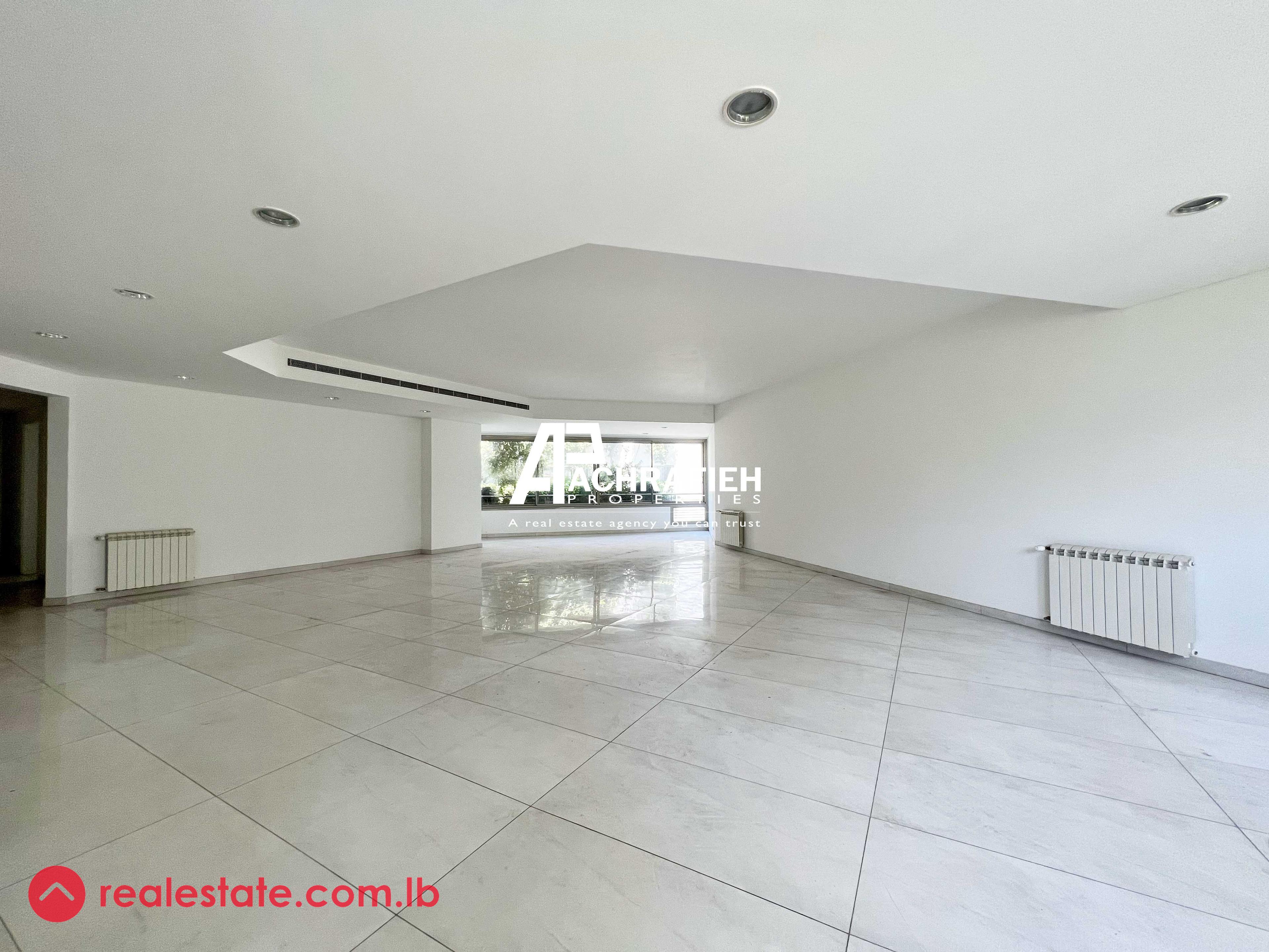 Golden Area | Spacious | 380 Sqm