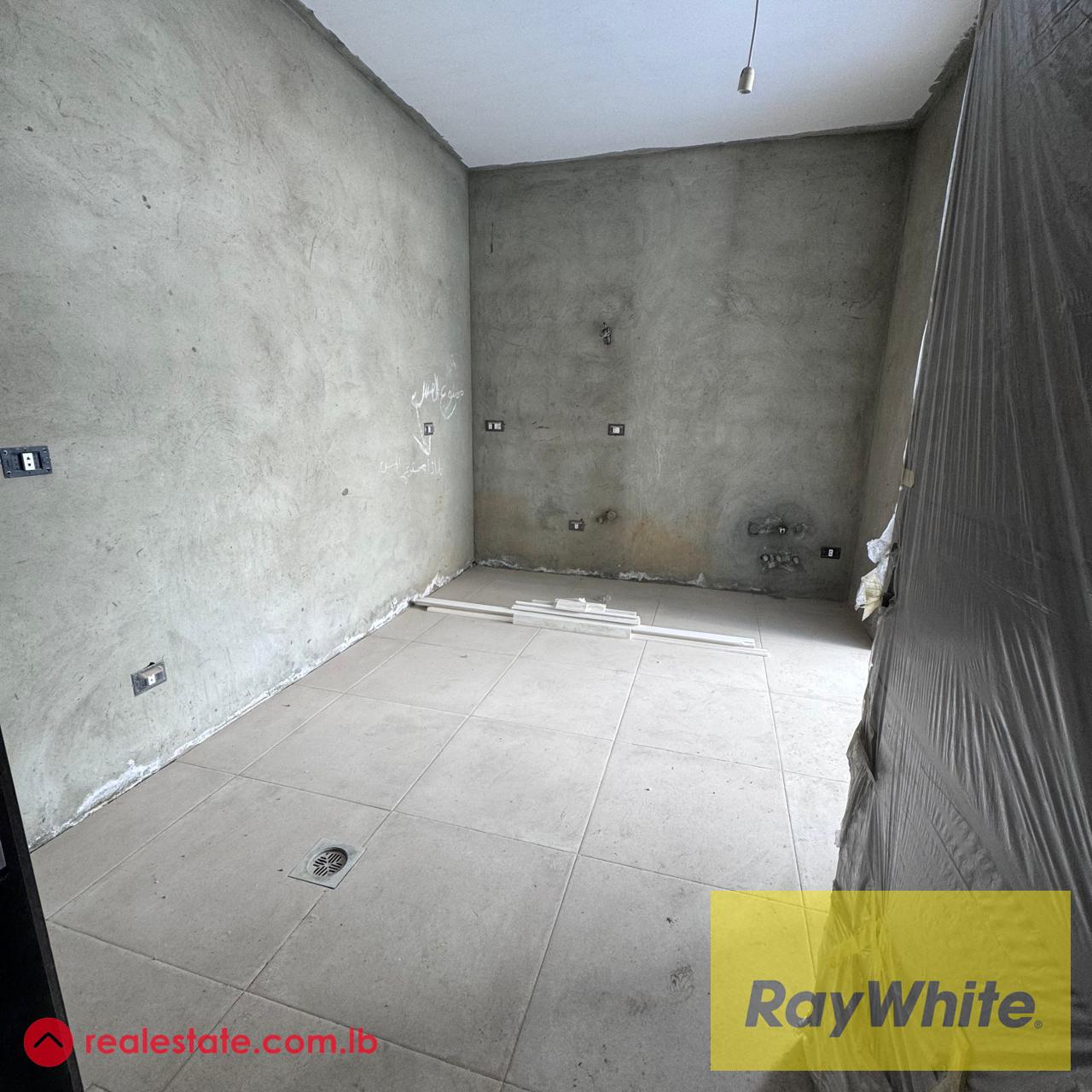 Apartment with Terrace 110m² For Sale in Dik el Mehdi