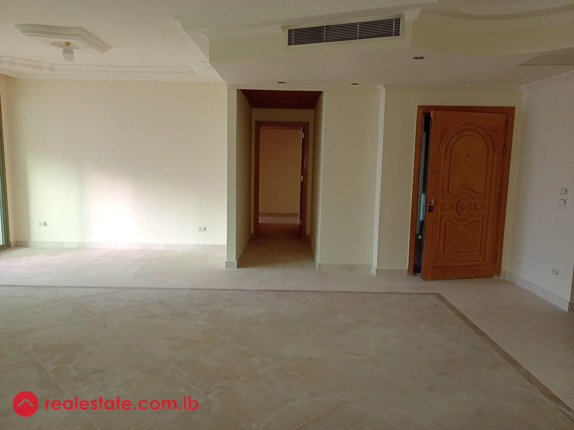 Spacious apartment for sale Ras Beirut -kraytem
