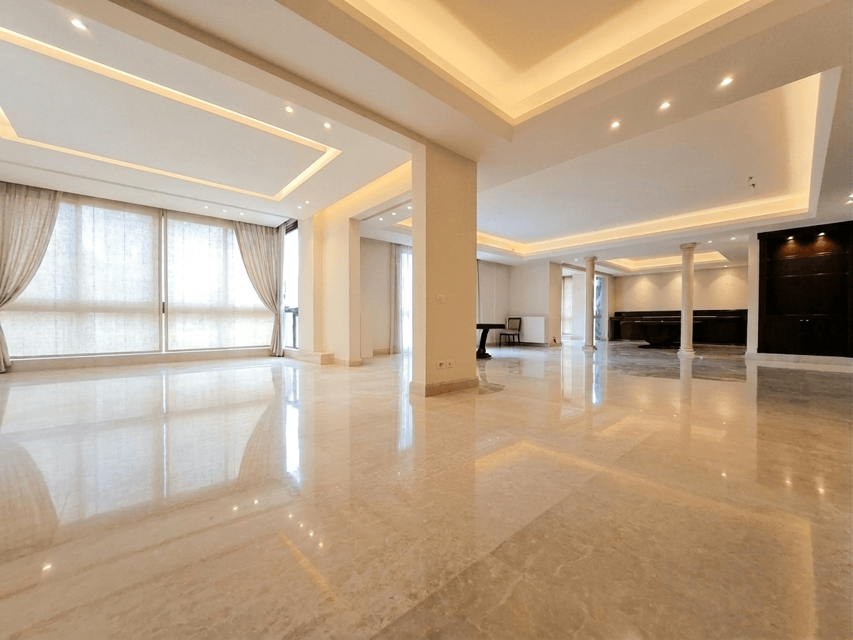 Exclusive - Apartment With Terrace for Rent in Biyada