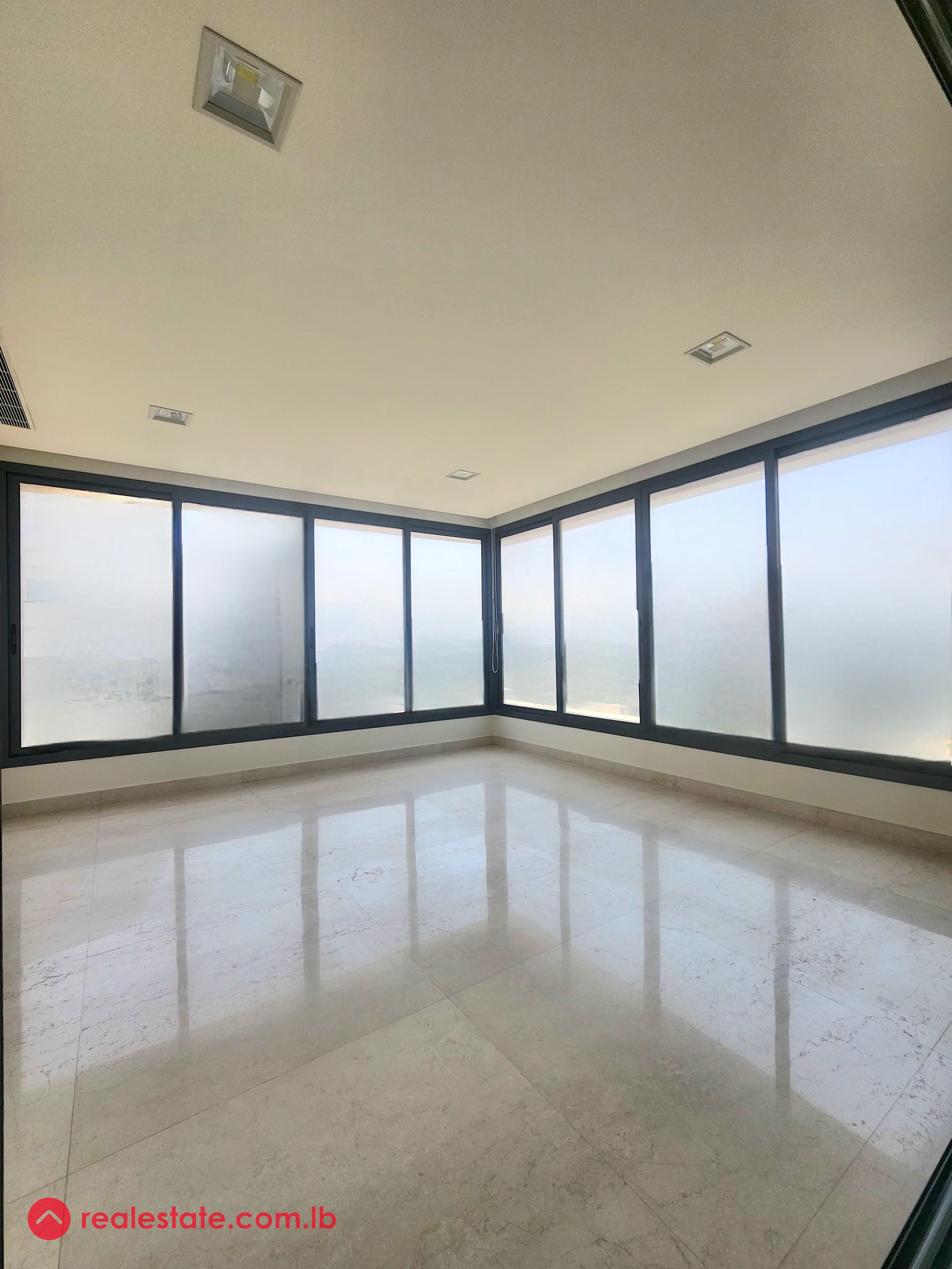 Modern | new | prime location