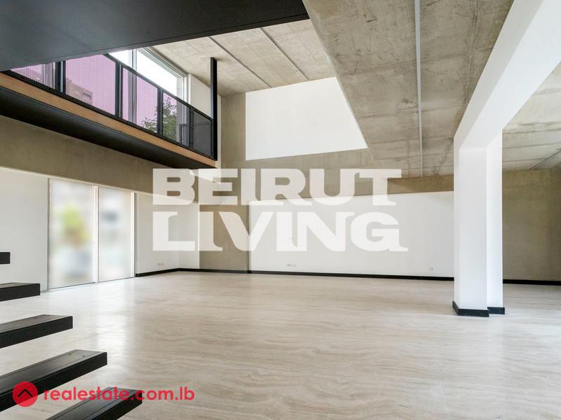 Stylish and Refined | Duplex | Large Balcony