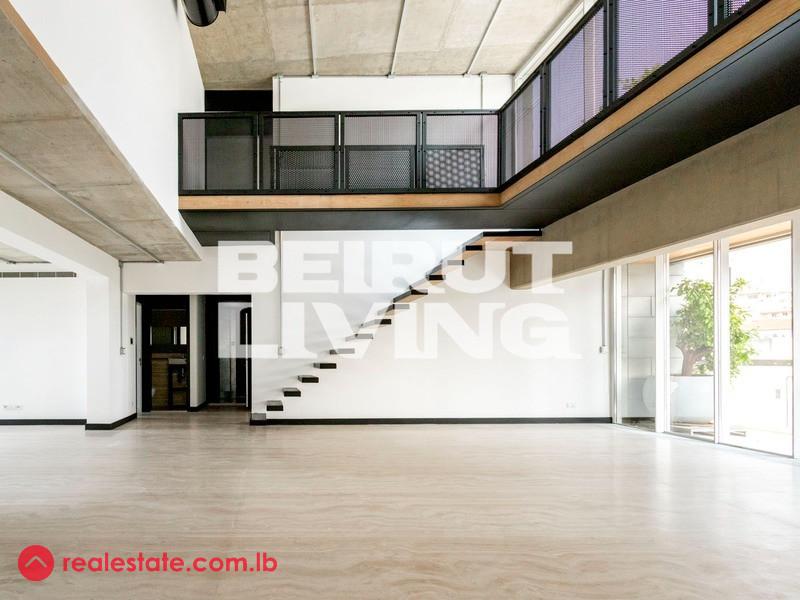 Stylish and Refined | Duplex | Large Balcony