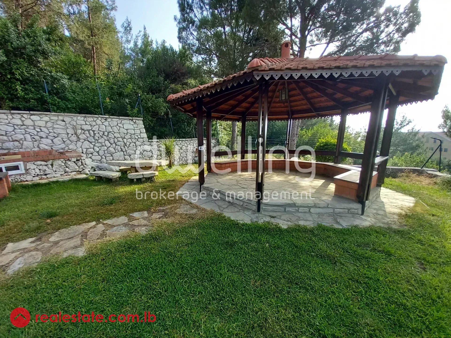 Tranquil Villa For Sale in Ghazir