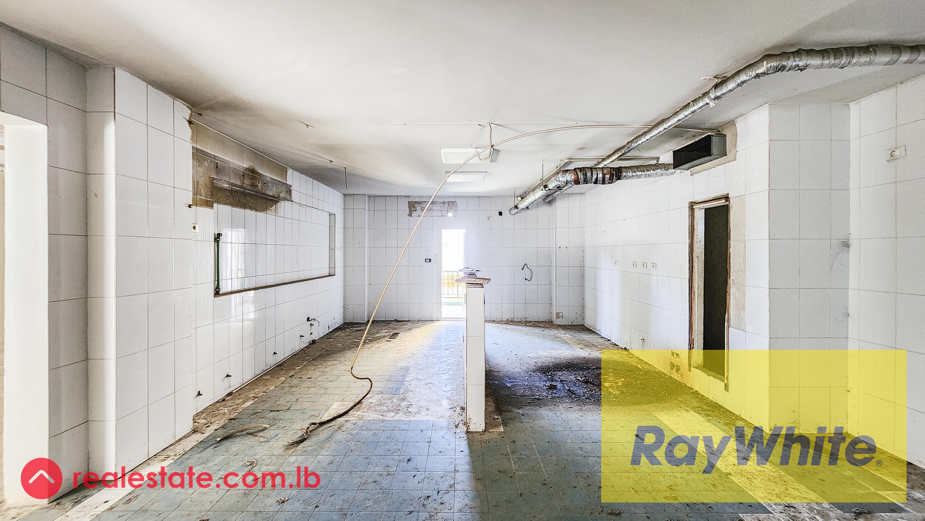 Shop for Rent located in Achrafieh