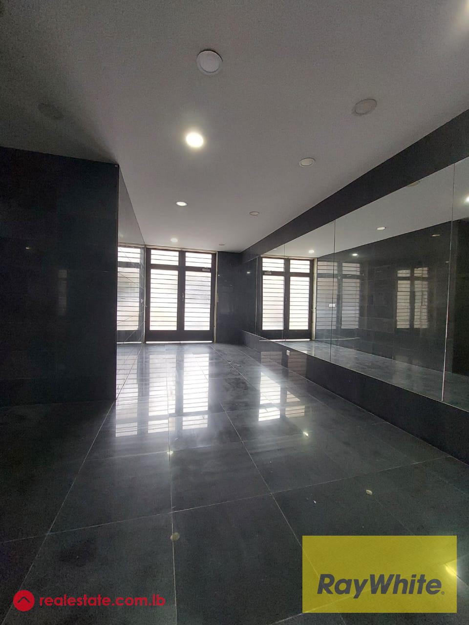 Office for Rent in Jdeideh