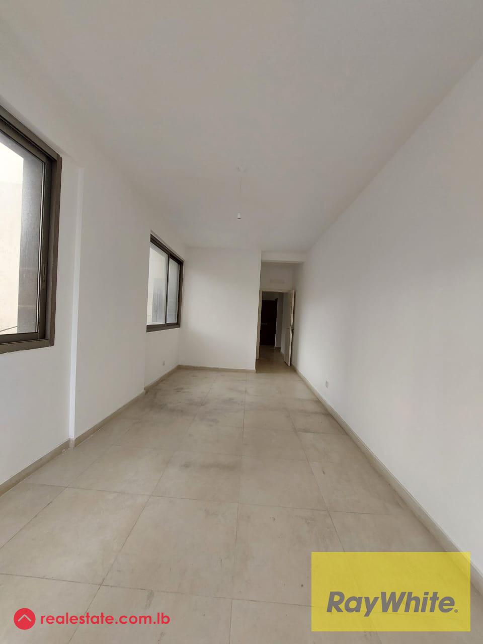 Office for Rent in Jdeideh