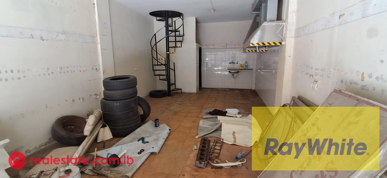 Shop for rent in Dora