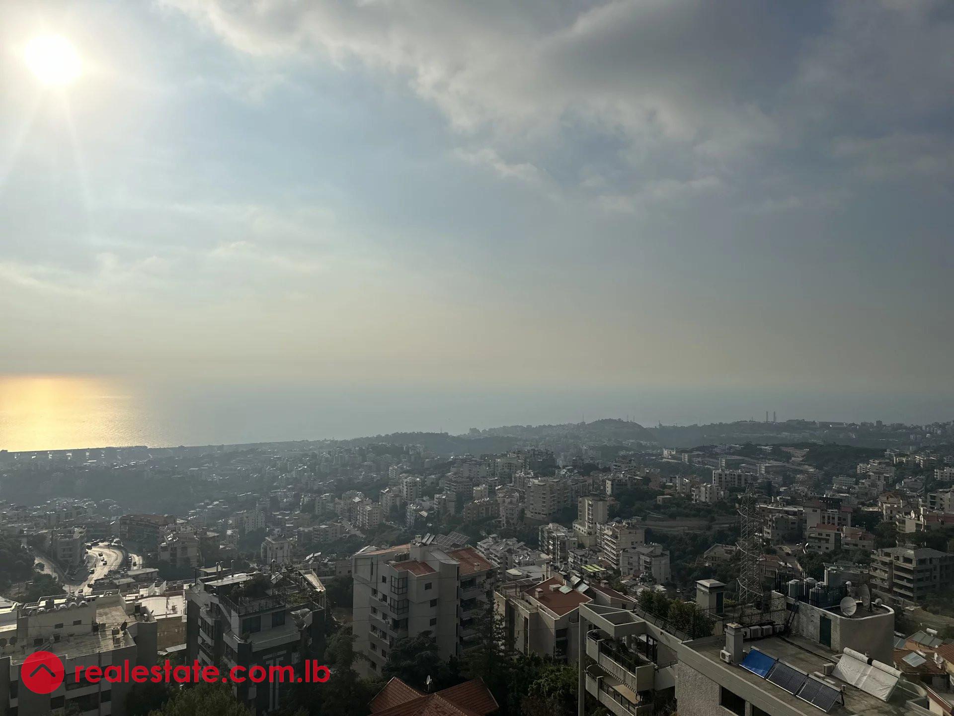 Luxurious Duplex with Stunning Roof Terrace