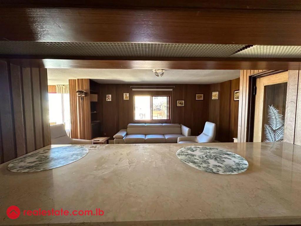 Cozy 2- Bedroom Chalet in Mzaar Kfardebian