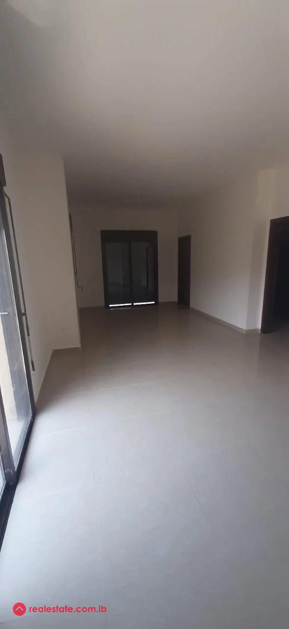 Three Bedrooms apartment for sale in Batroun