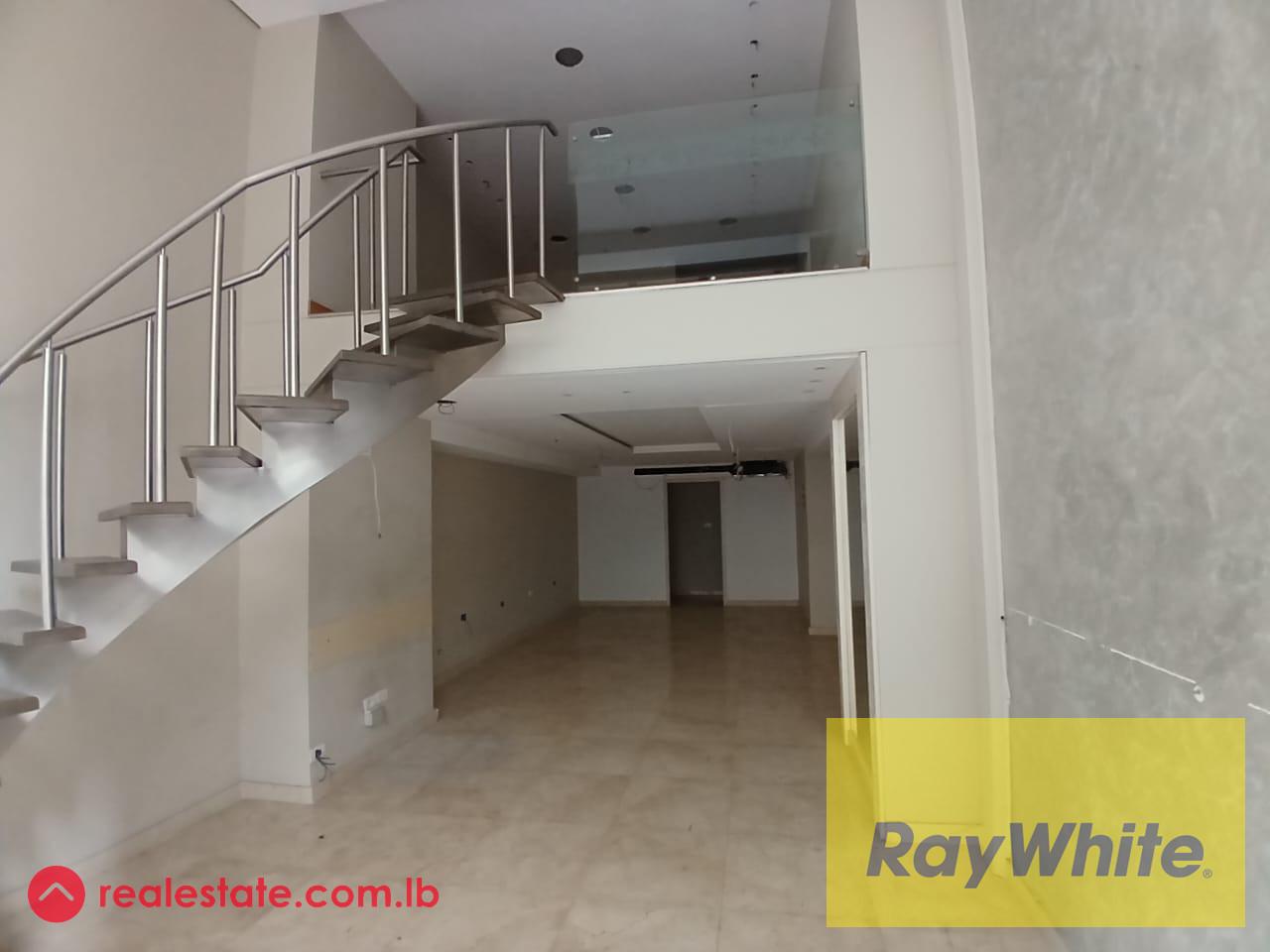 Shop and Office for Sale in Verdun