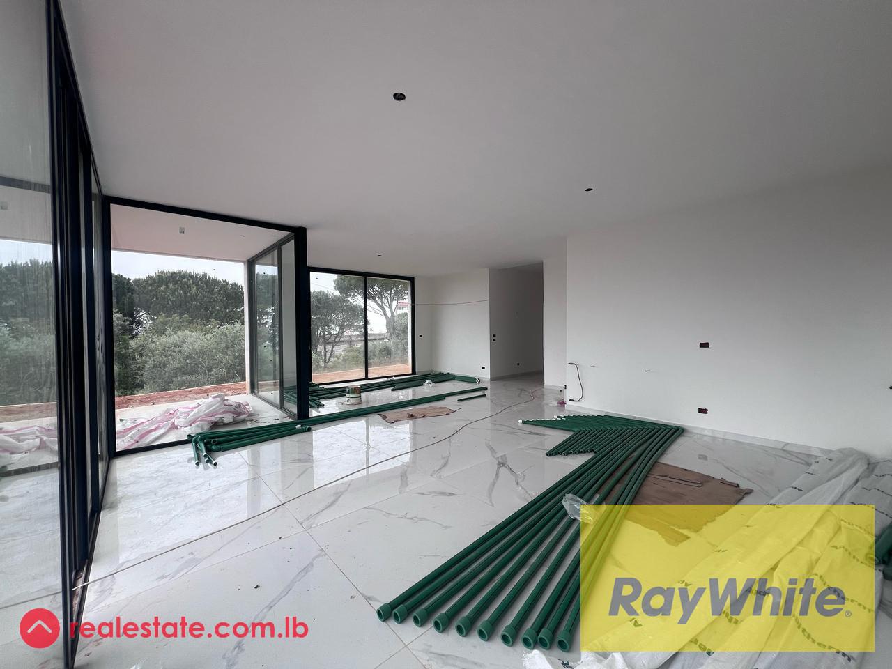 Apartment with garden for sale in Broummana