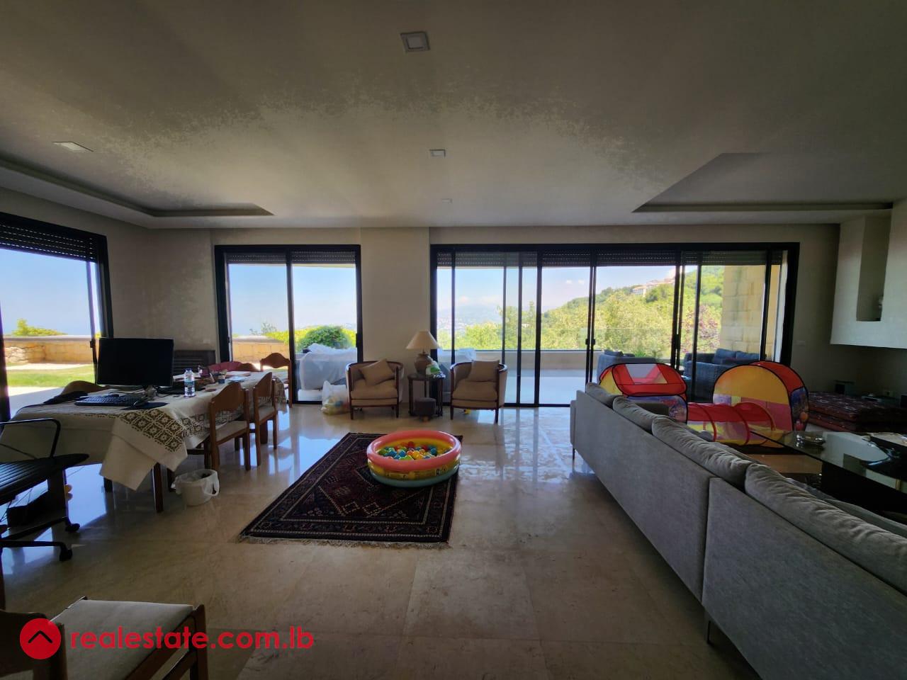 Great Opportunity... New Apartment with 700sqm Garden!!!