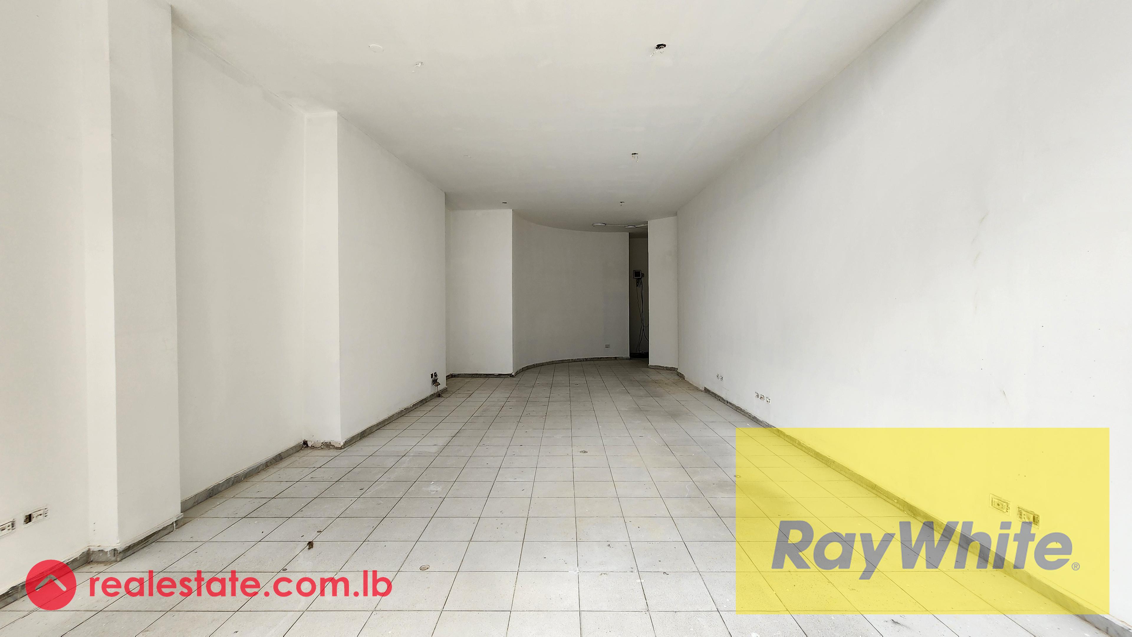 Shop for rent in Achrafieh