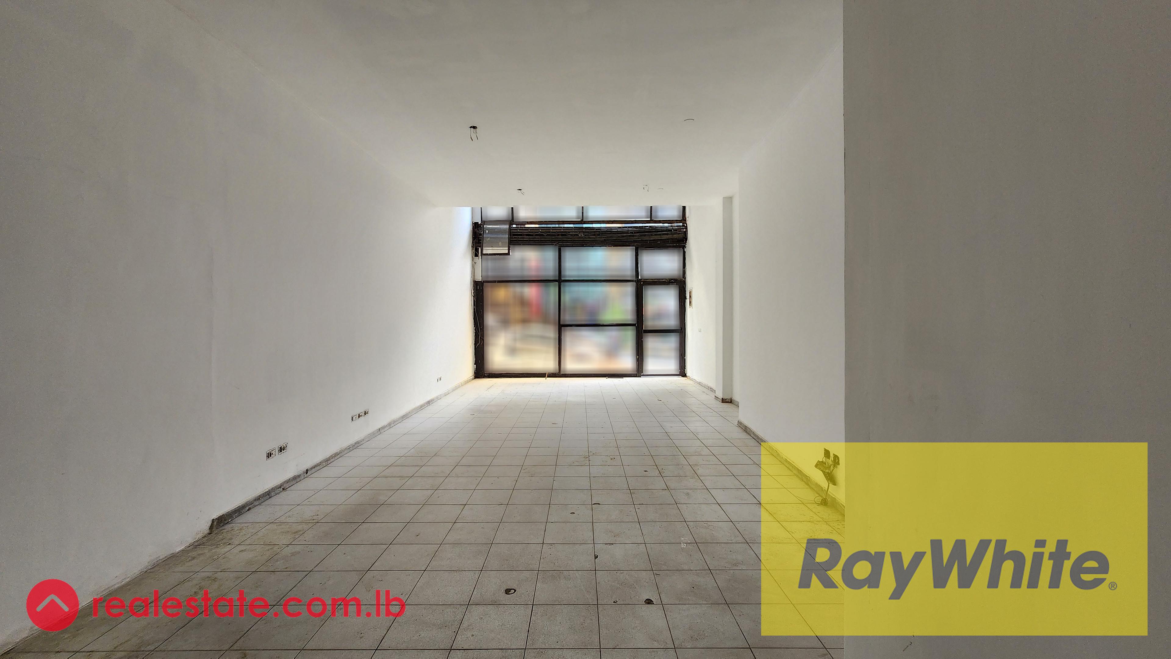 Shop for rent in Achrafieh
