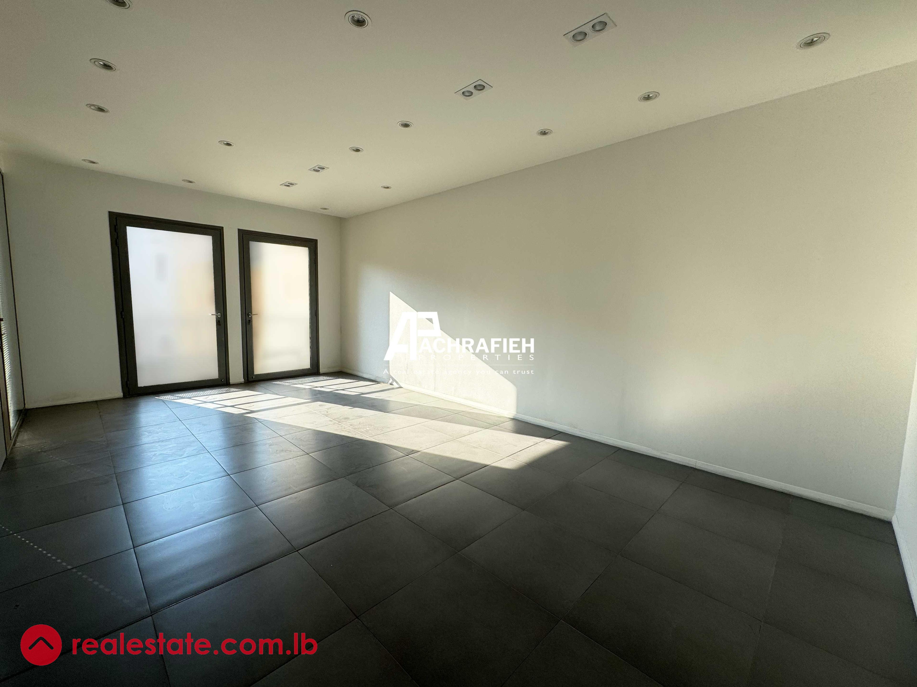 130 Sqm | 3 Offices | For Rent in Downtown
