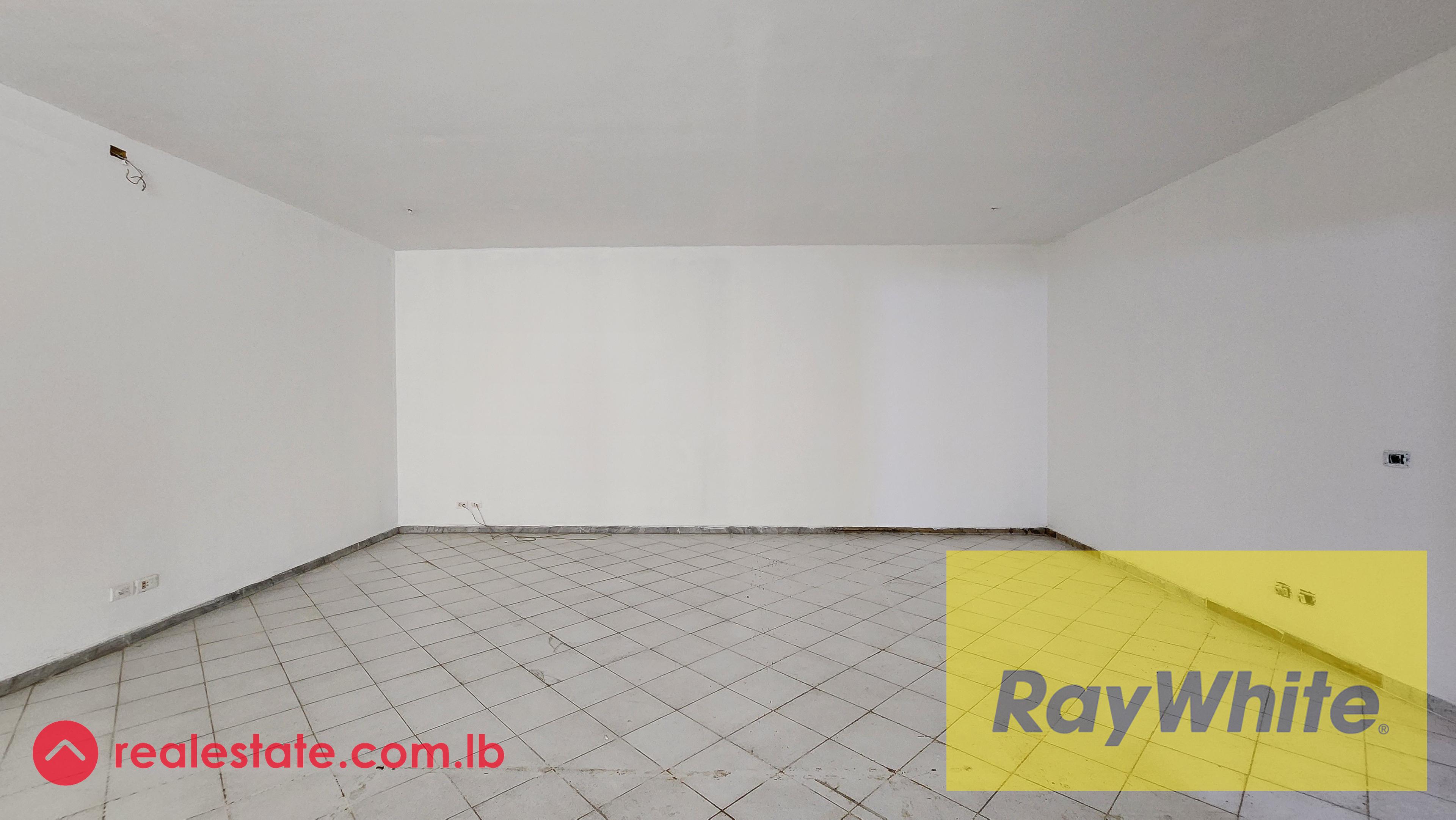 Shop for rent in Achrafieh