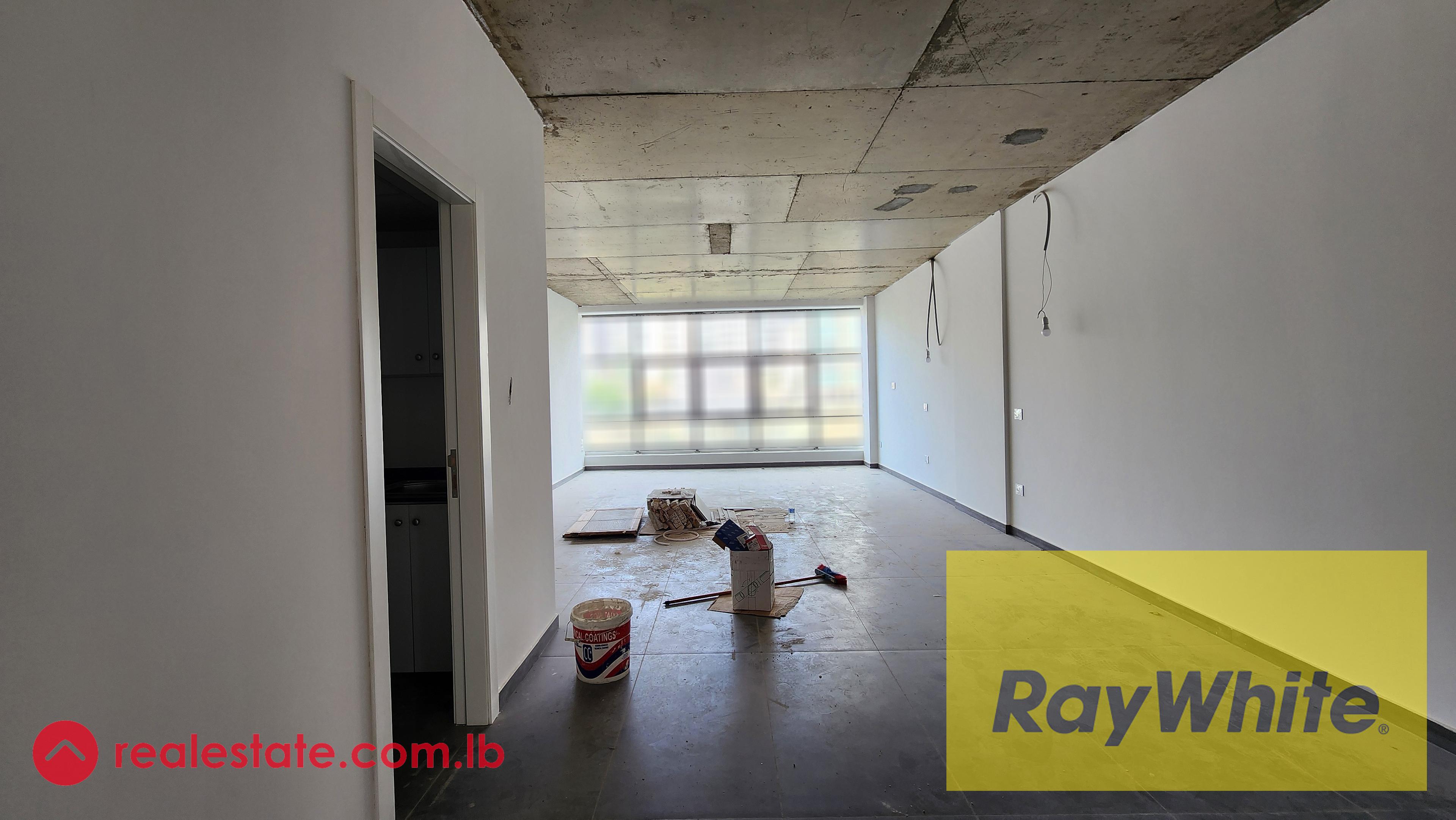 Office for rent in Achrafieh