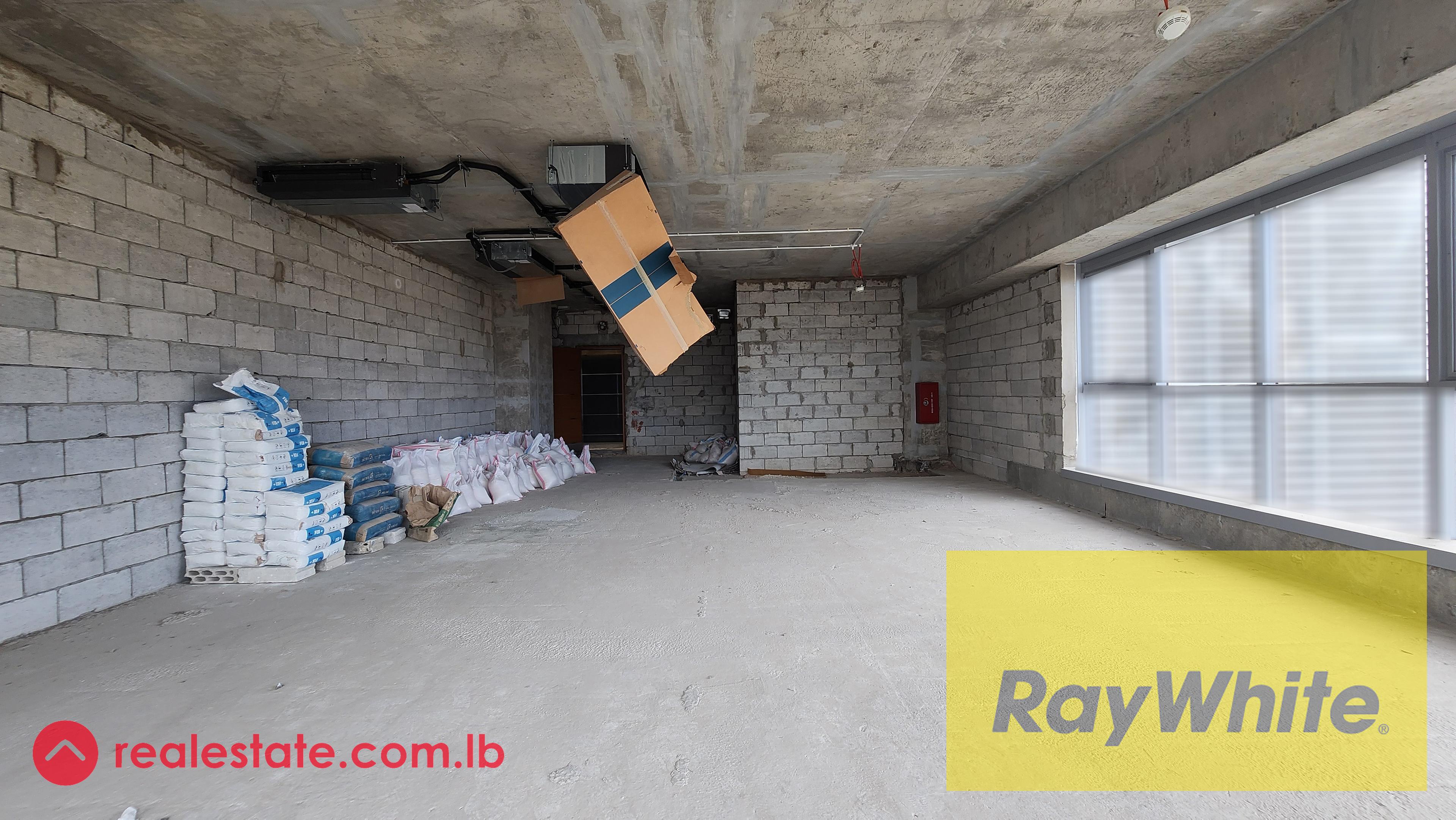 Office for rent in Achrafieh