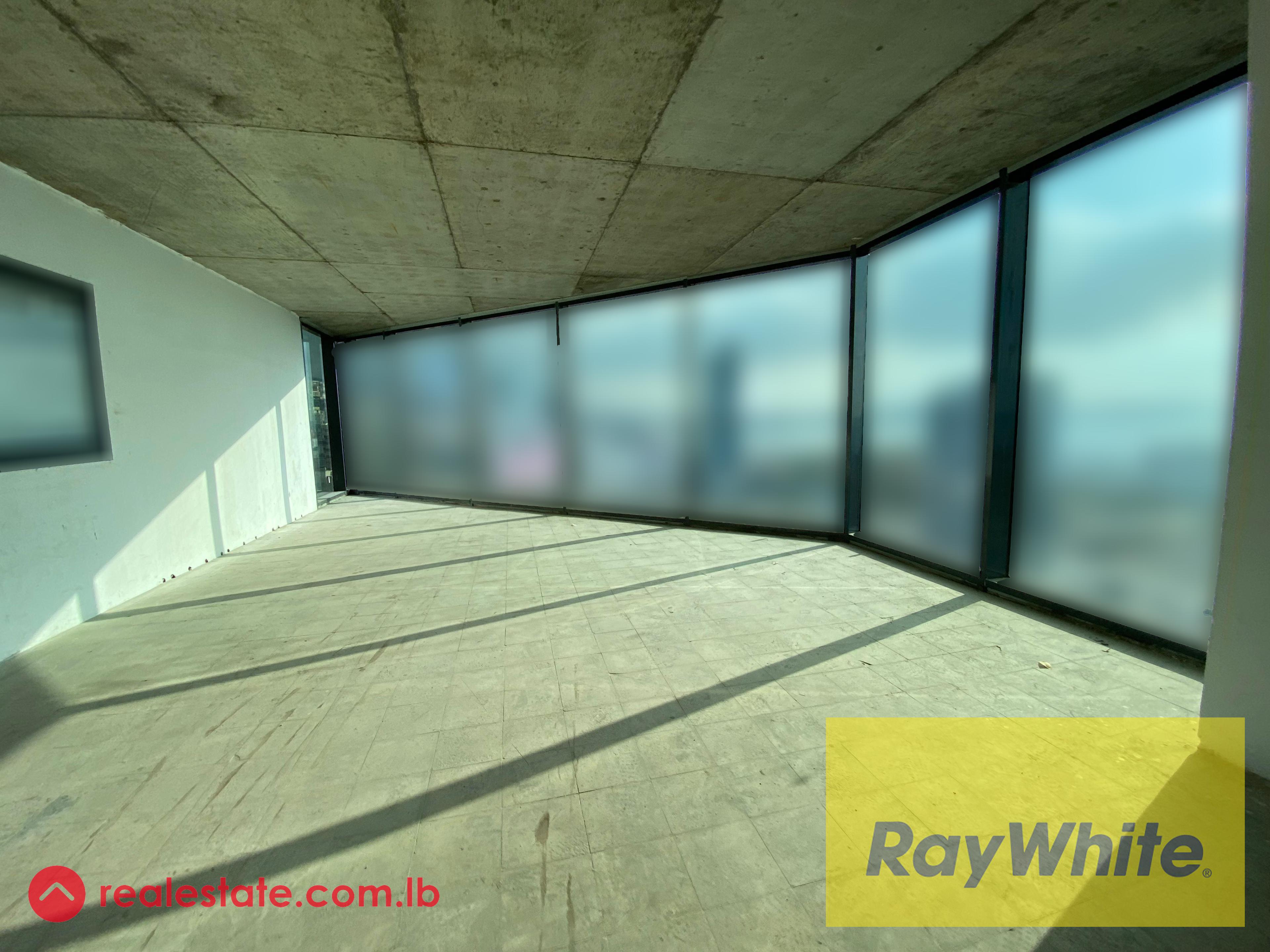 Office for rent in Naqqache