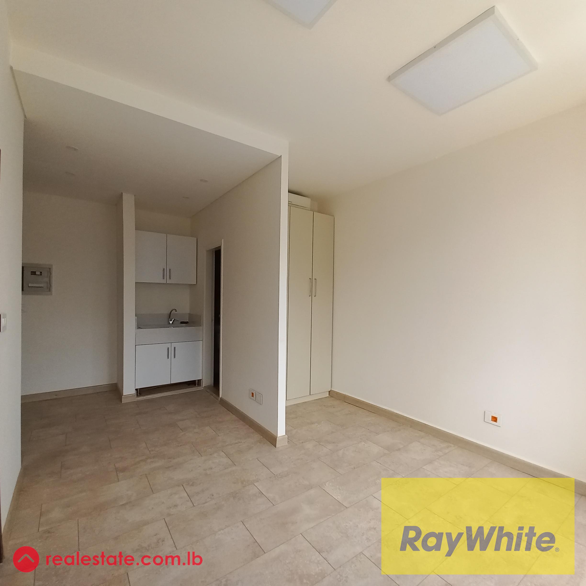 Office on the marine road in Jal el Dib for rent