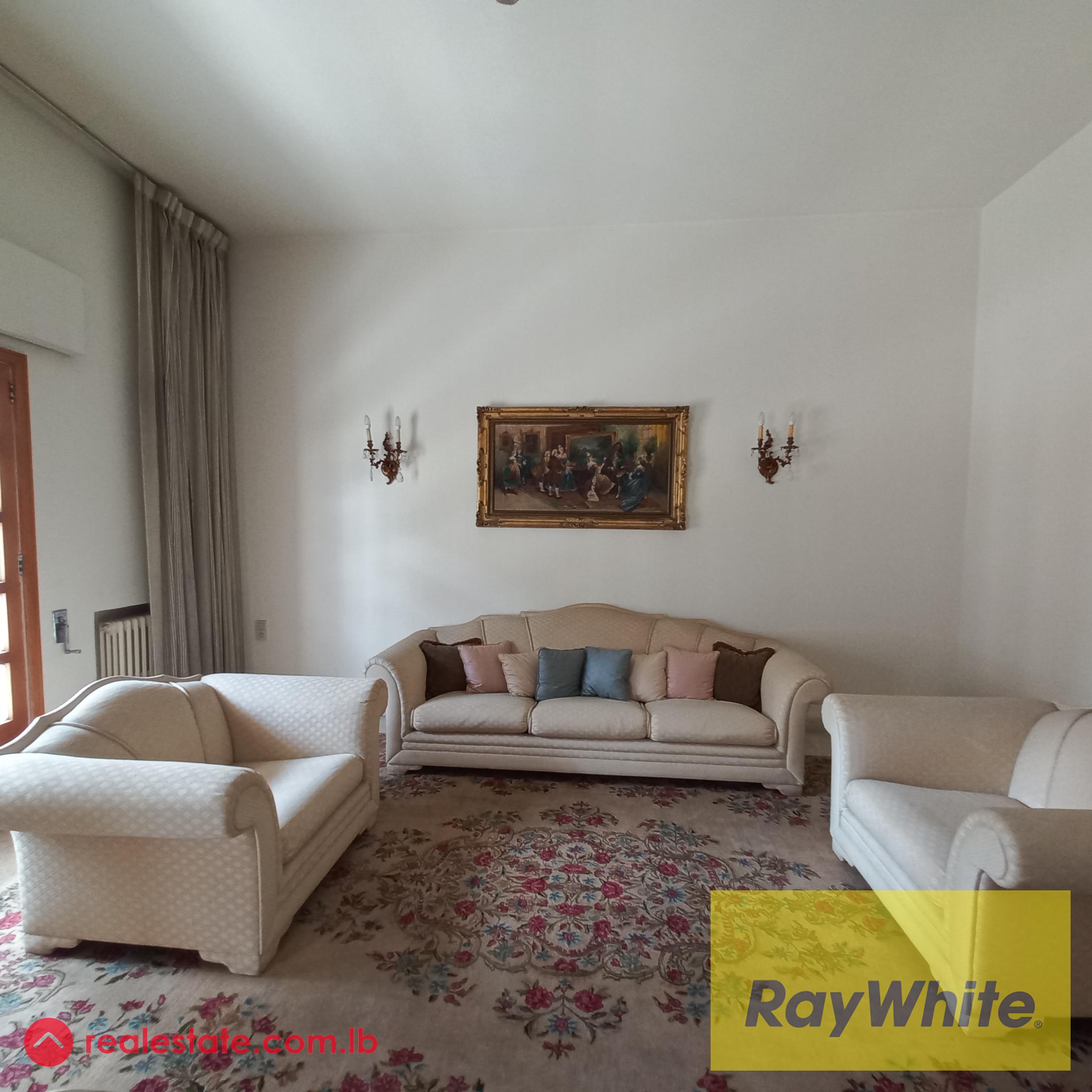Apartment in renovated building in Jal el Dib for rent