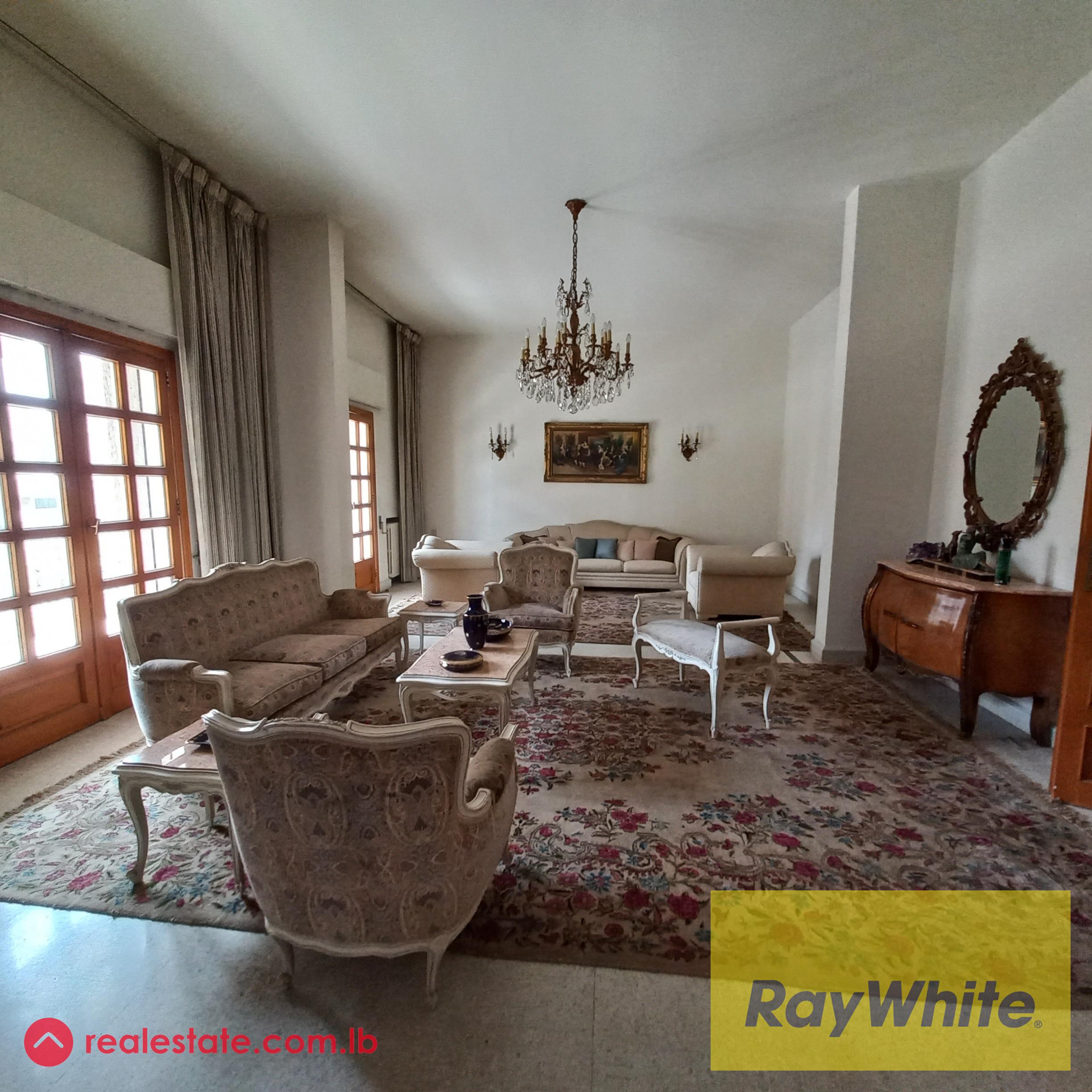 Apartment in renovated building in Jal el Dib for rent