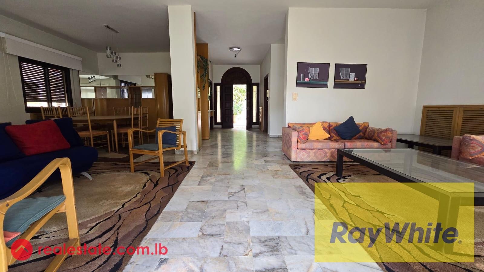 Villa for rent in Mtayleb