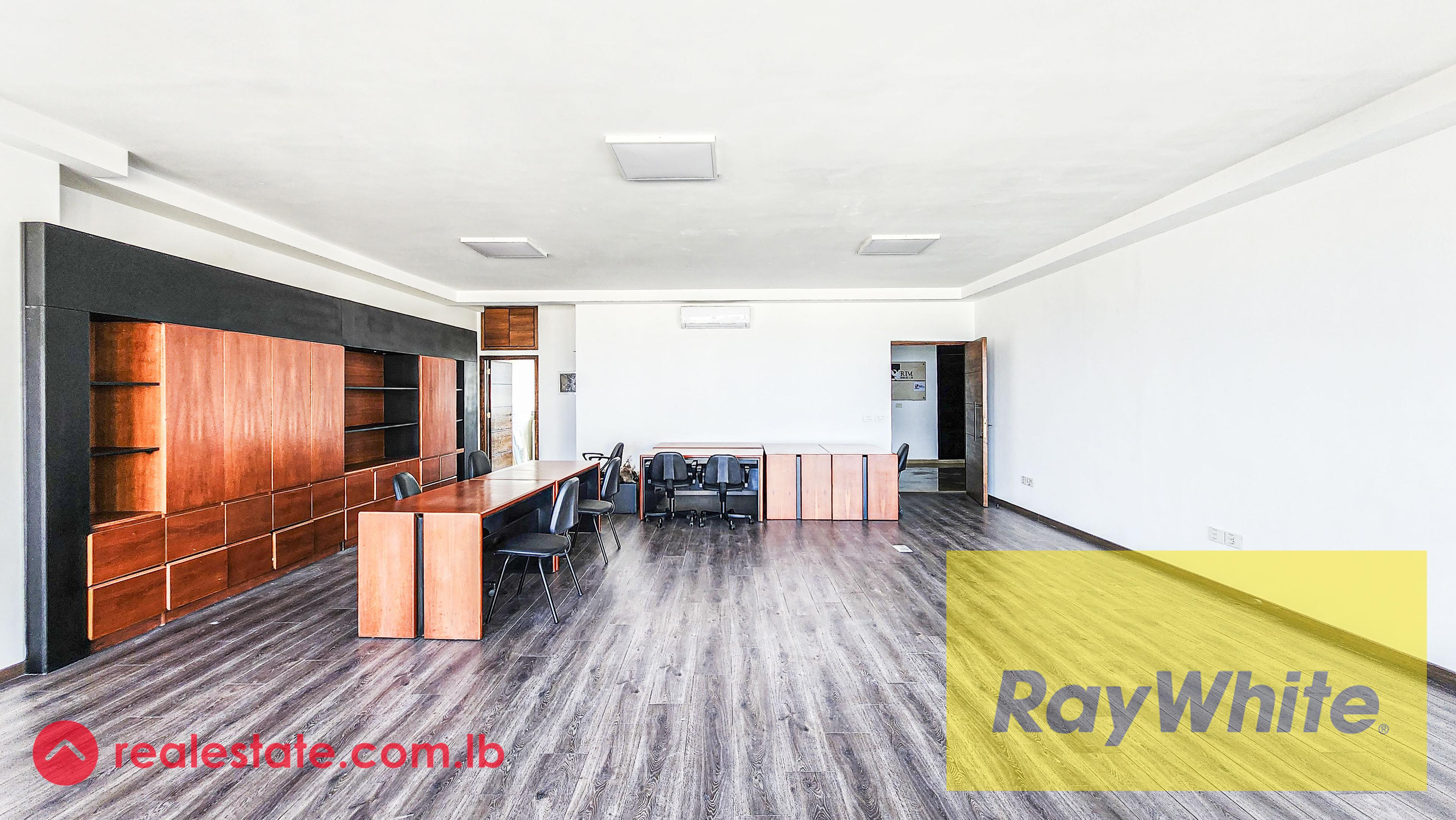 Office for rent in Achrafieh