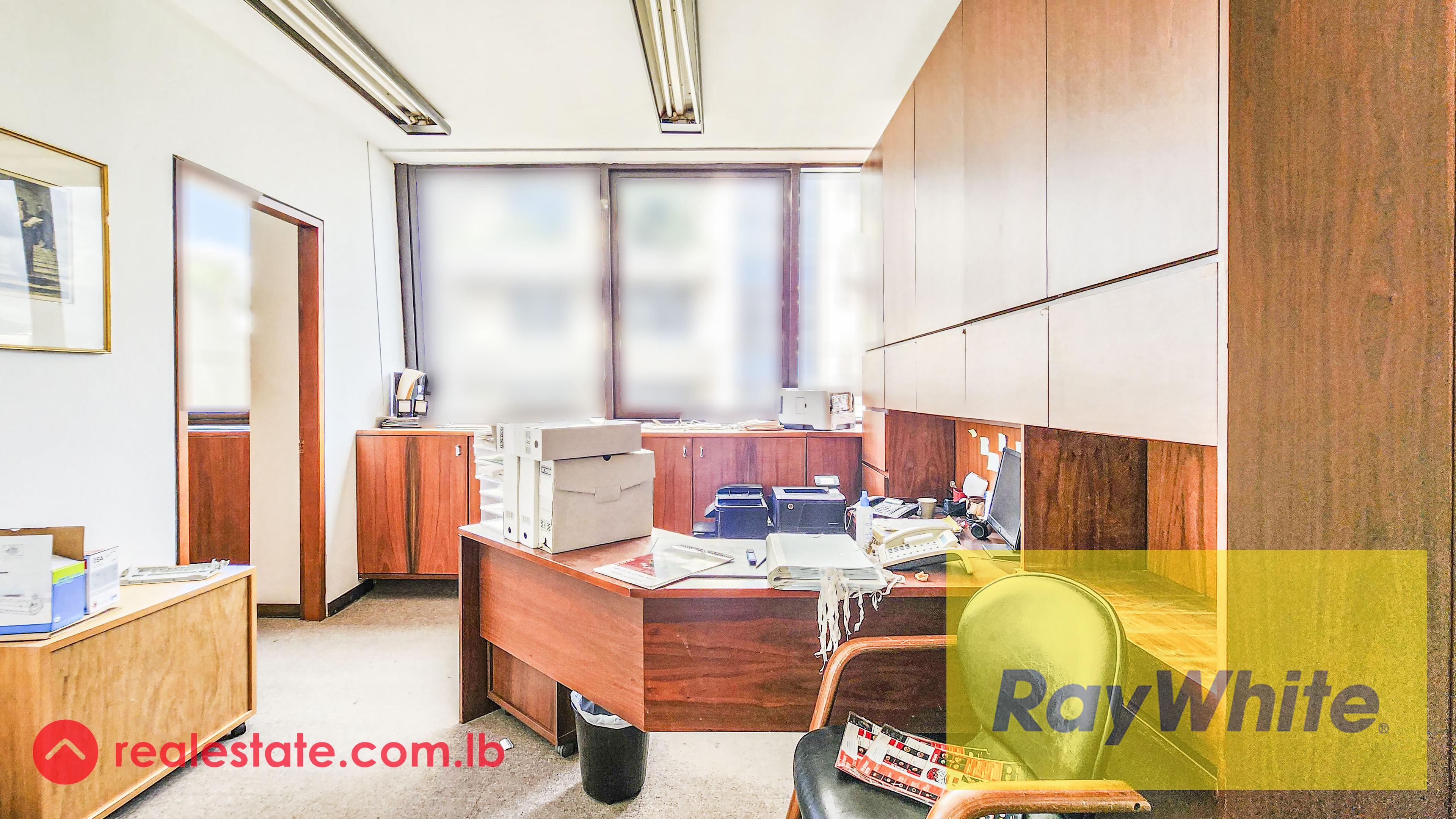 Office for rent in Achrafieh