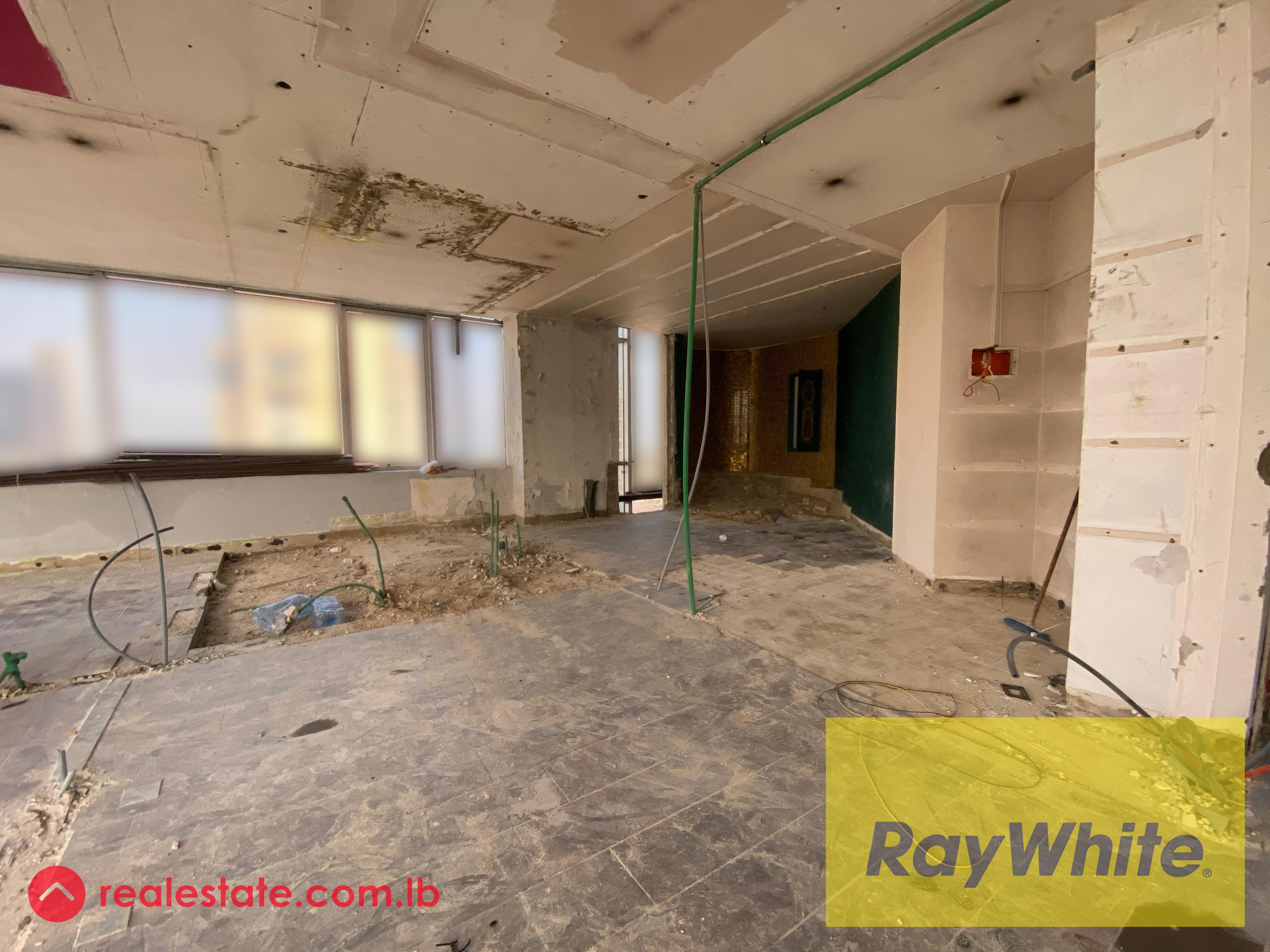 Office for rent in Dbayeh