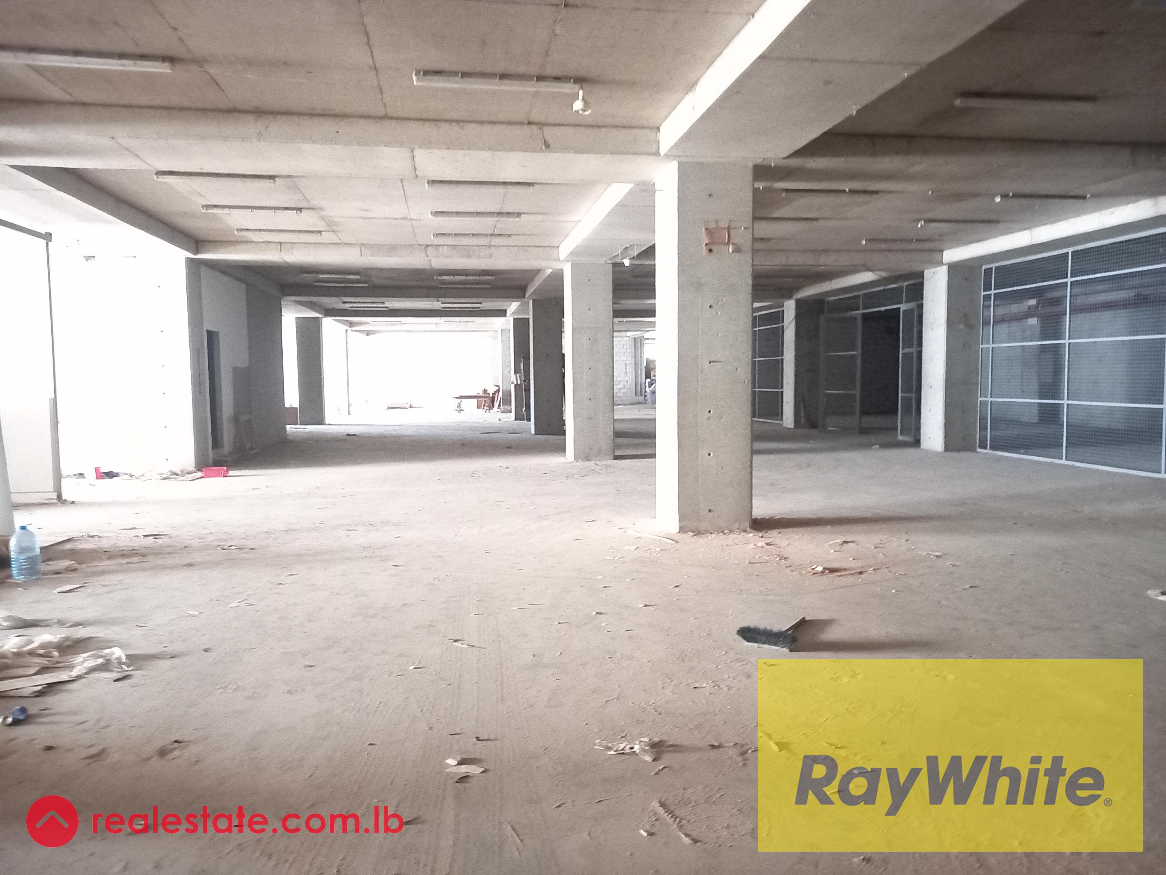 Warehouse For Rent In Roumieh