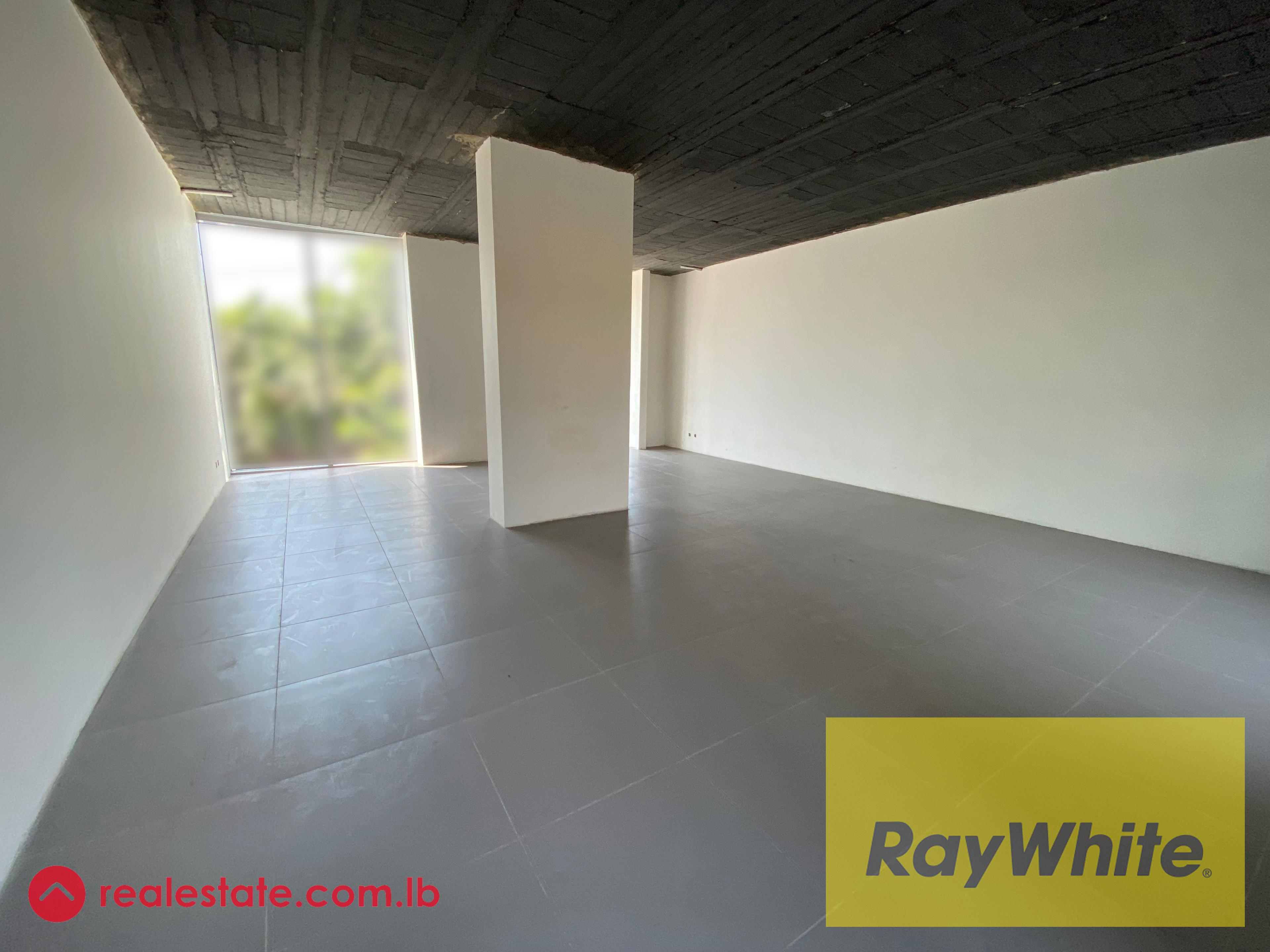 Office for rent in Naqqache