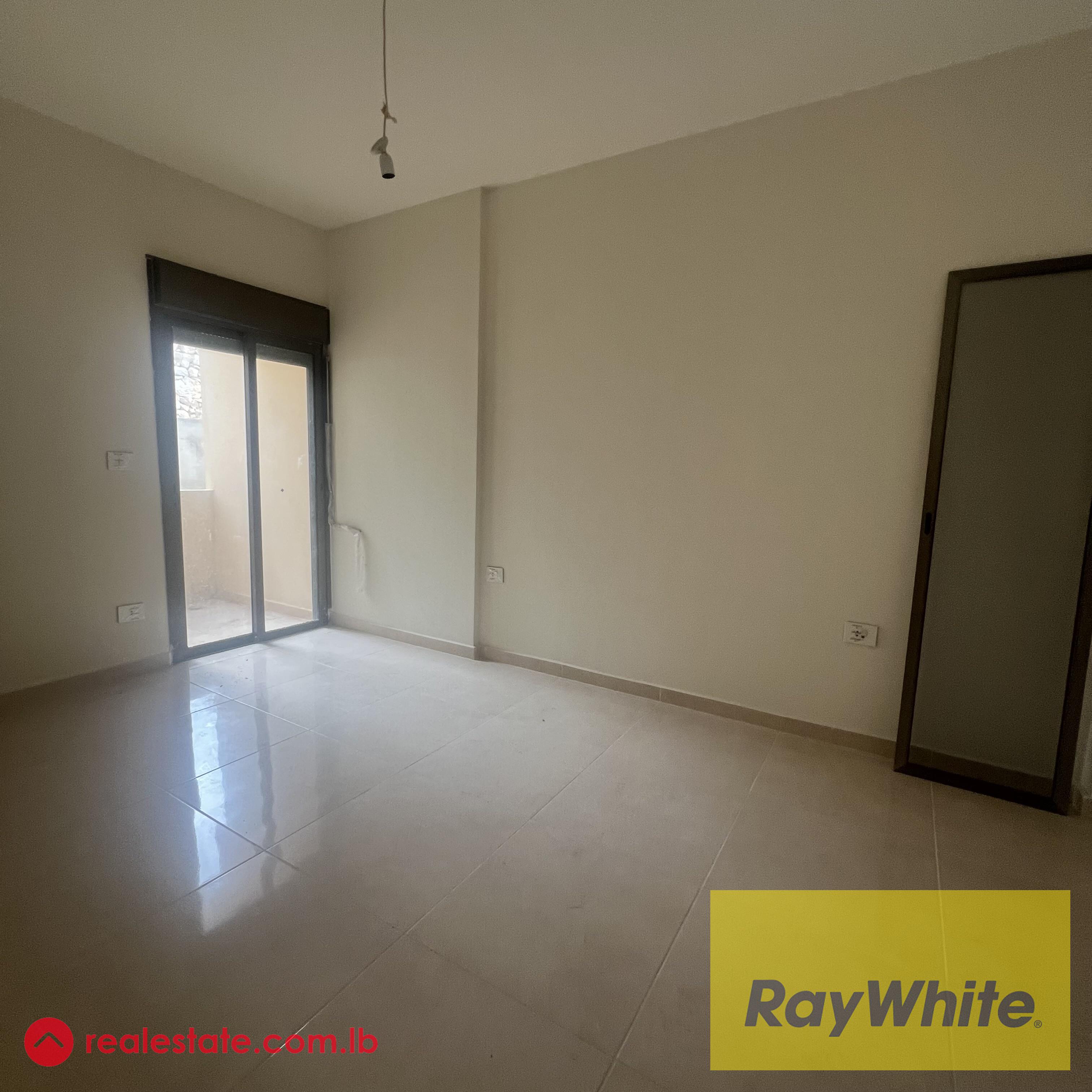 Apartment for sale in Mazraat Yachouh