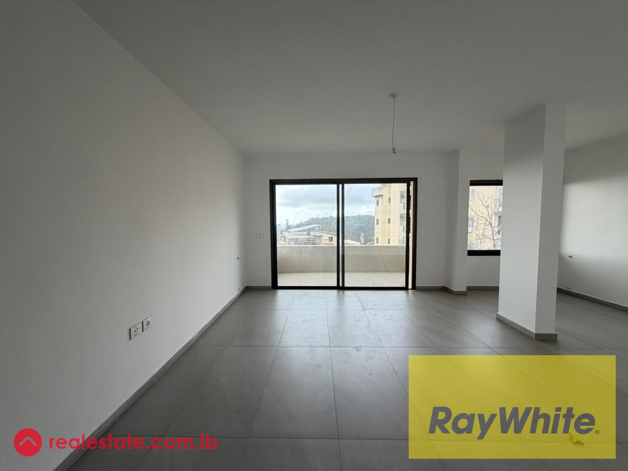 3 BR + garden for sale in Jouret El Ballout