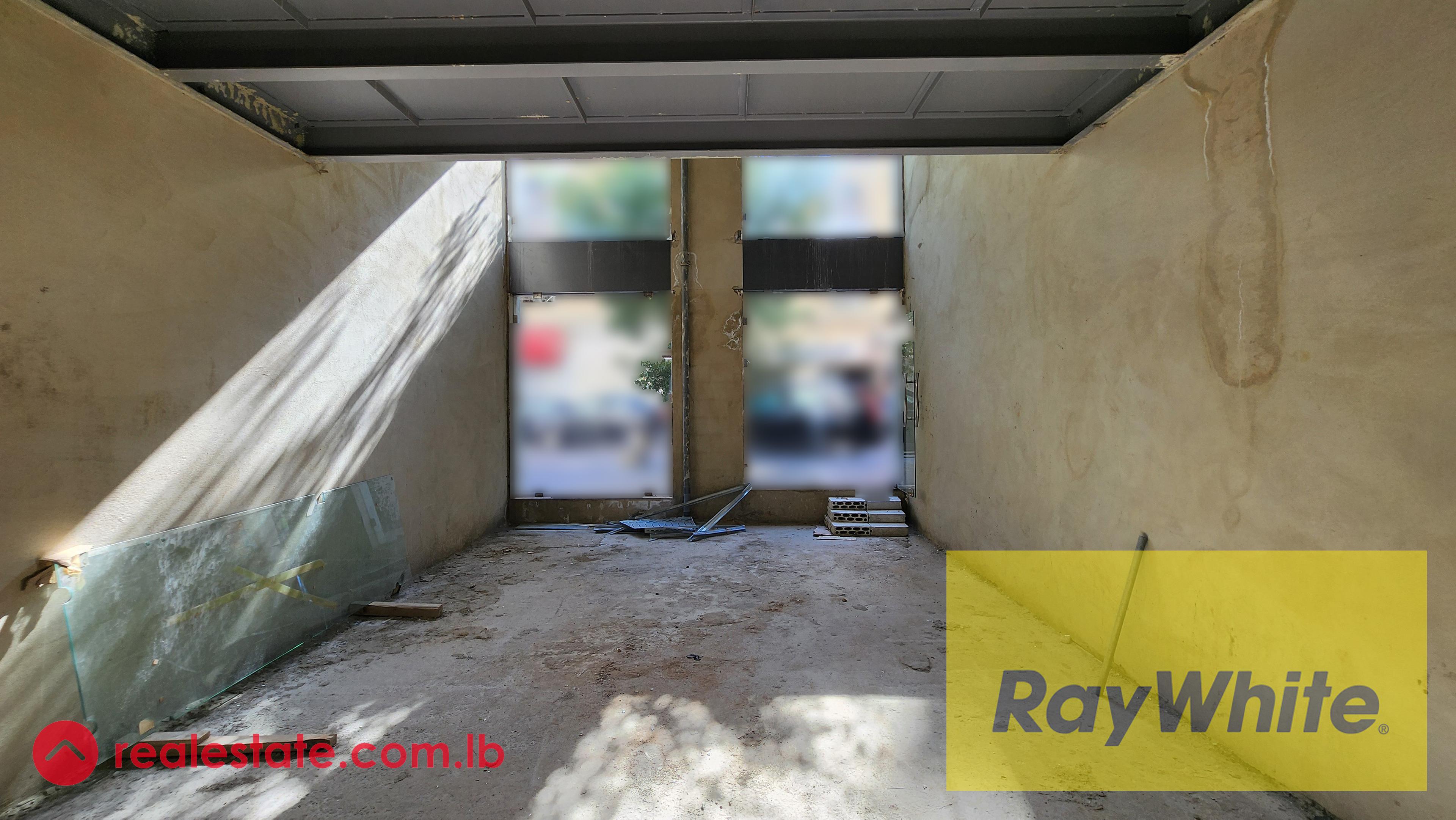 Shop for sale in Achrafieh