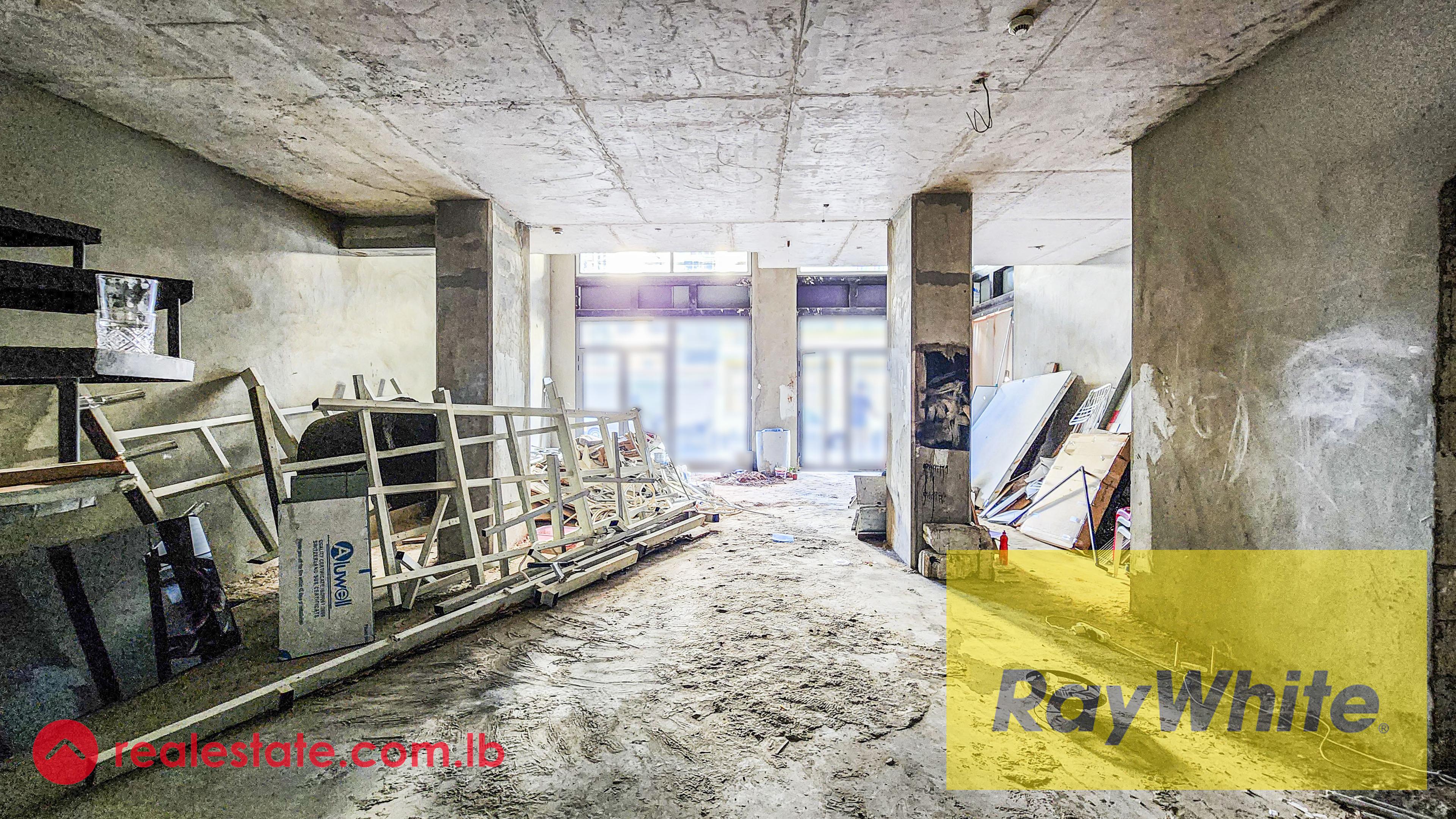 Shop for sale in Achrafieh