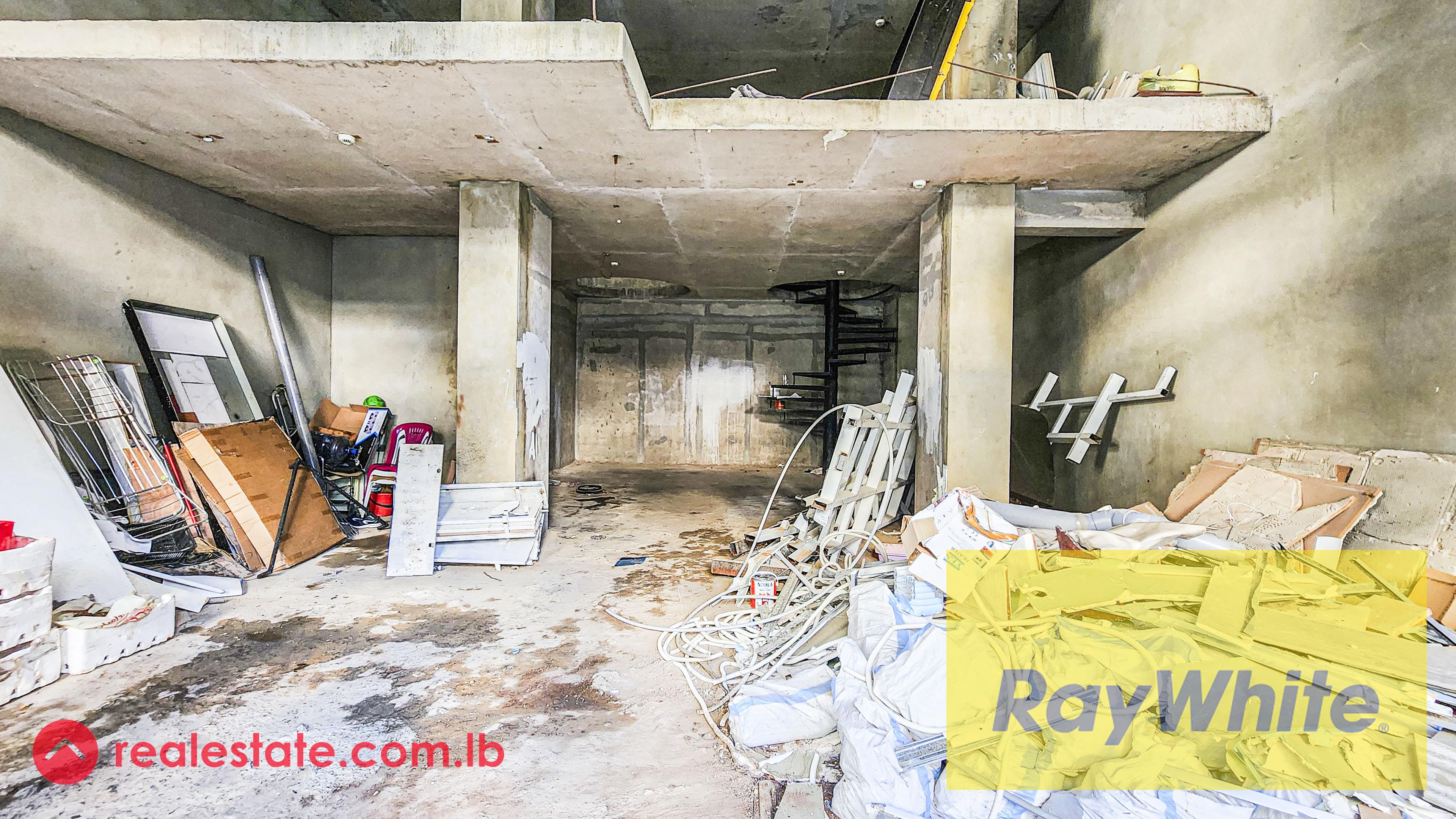 Shop for sale in Achrafieh