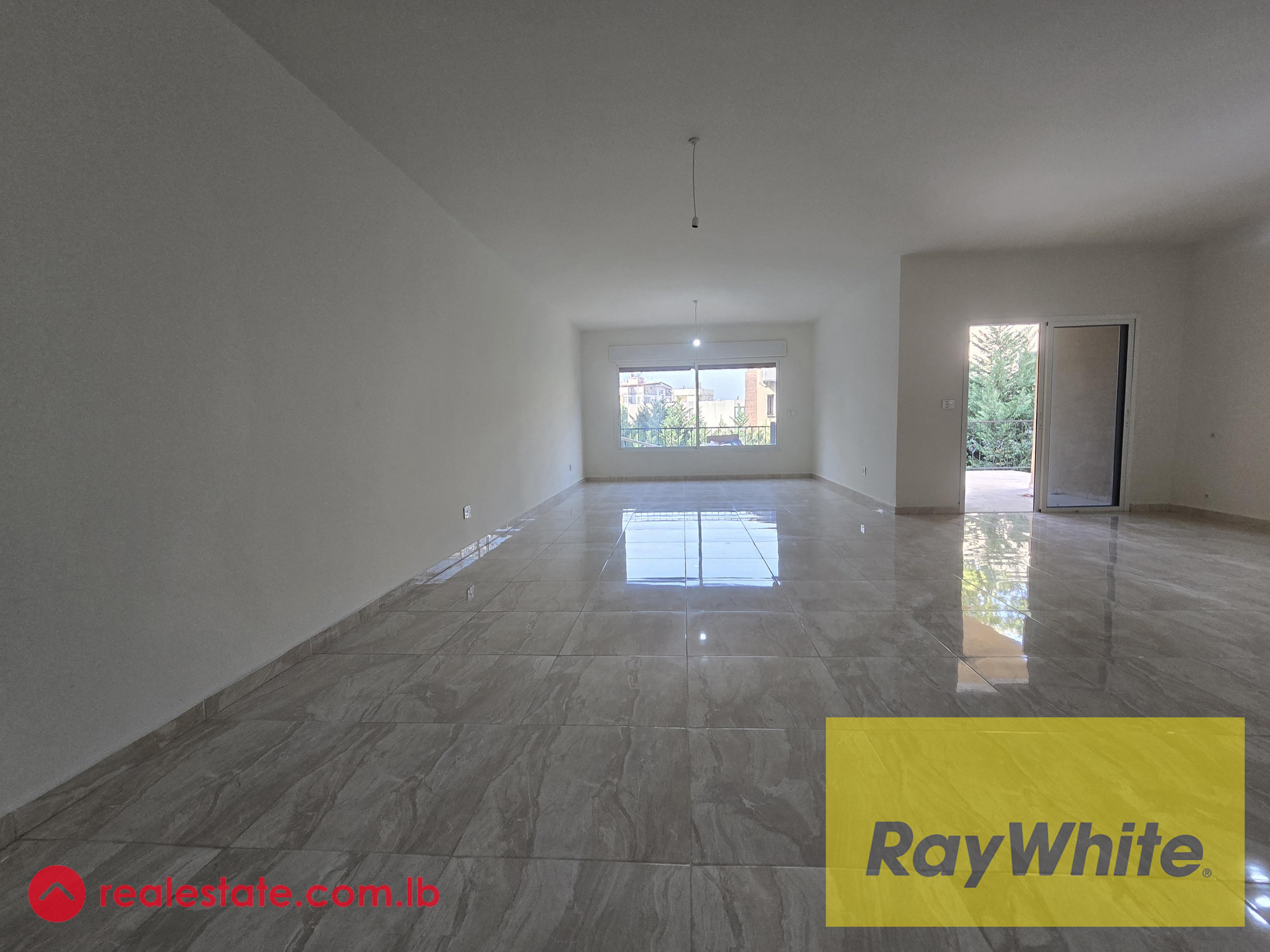 Apartment with garden for sale in Dik el Mehdi