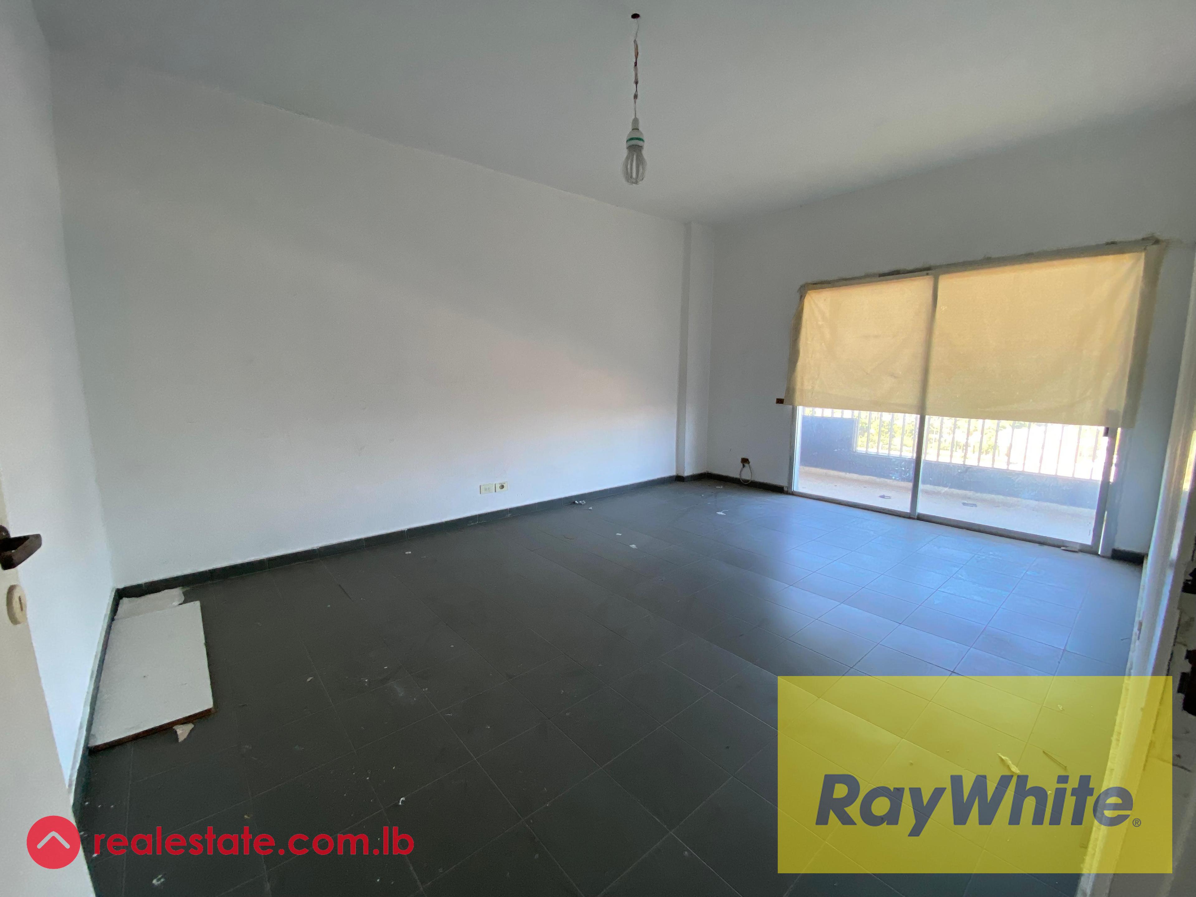 Office for rent in Antelias