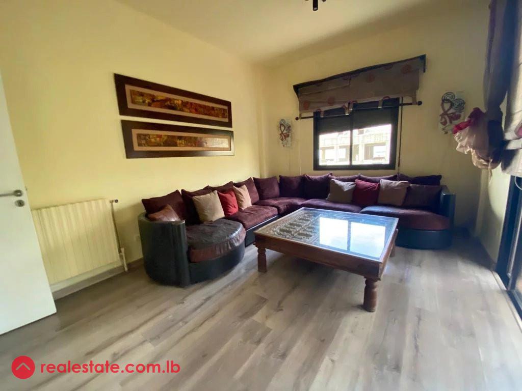 Charming Fully Furnished apartment- Prime location!
