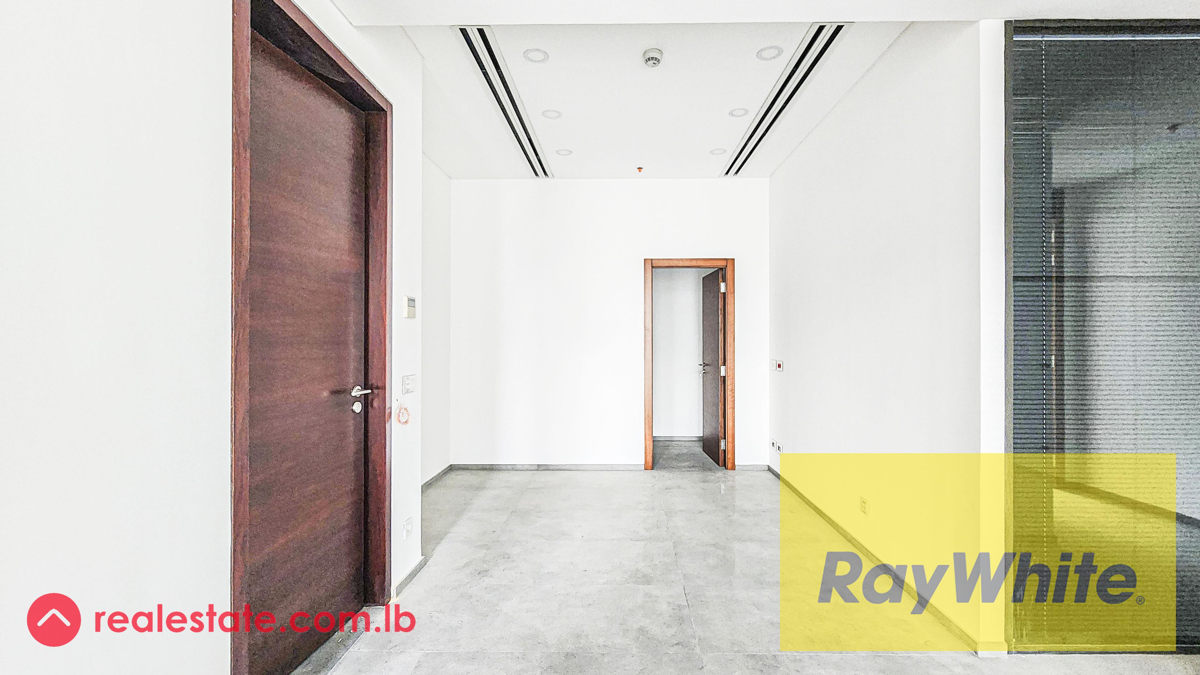 Office for rent in Achrafieh