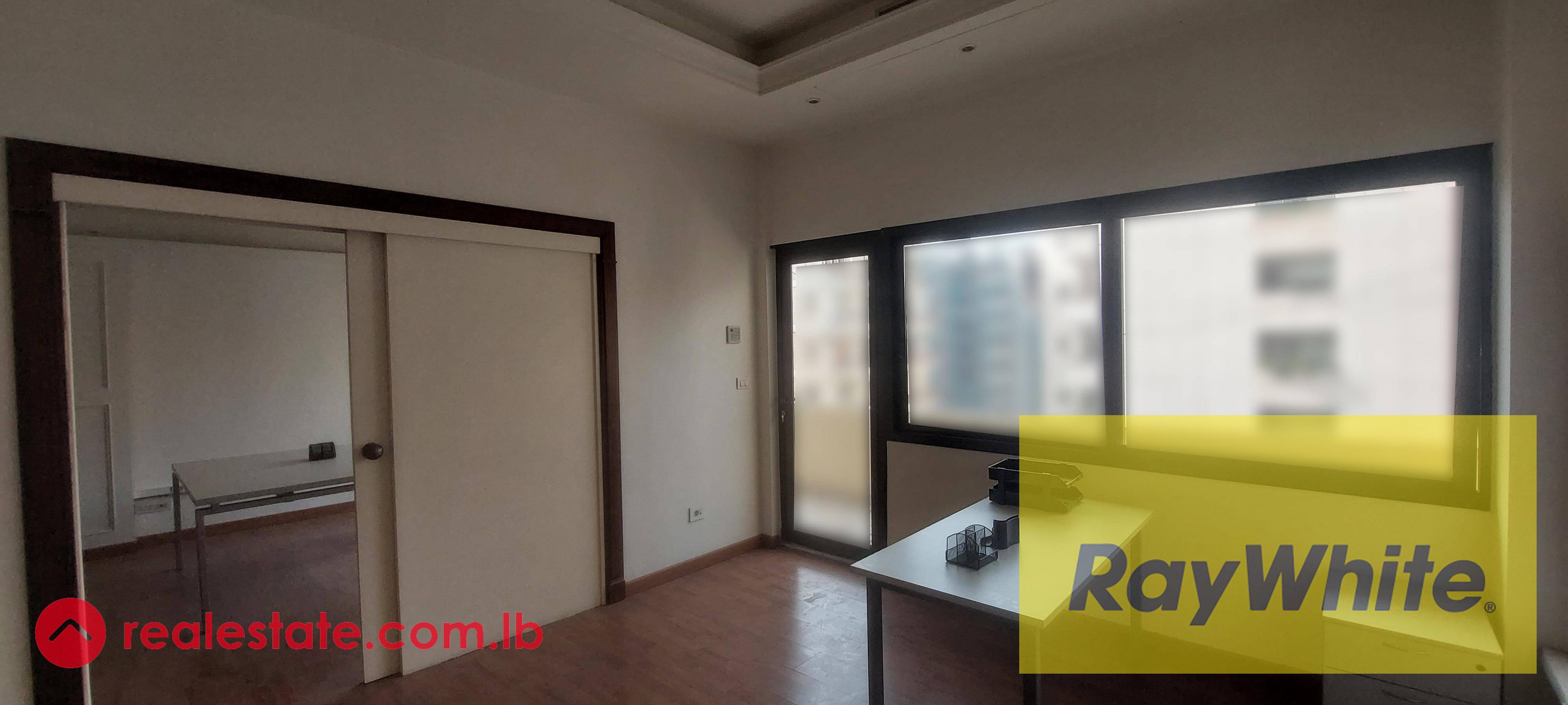 Office for rent in Badaro