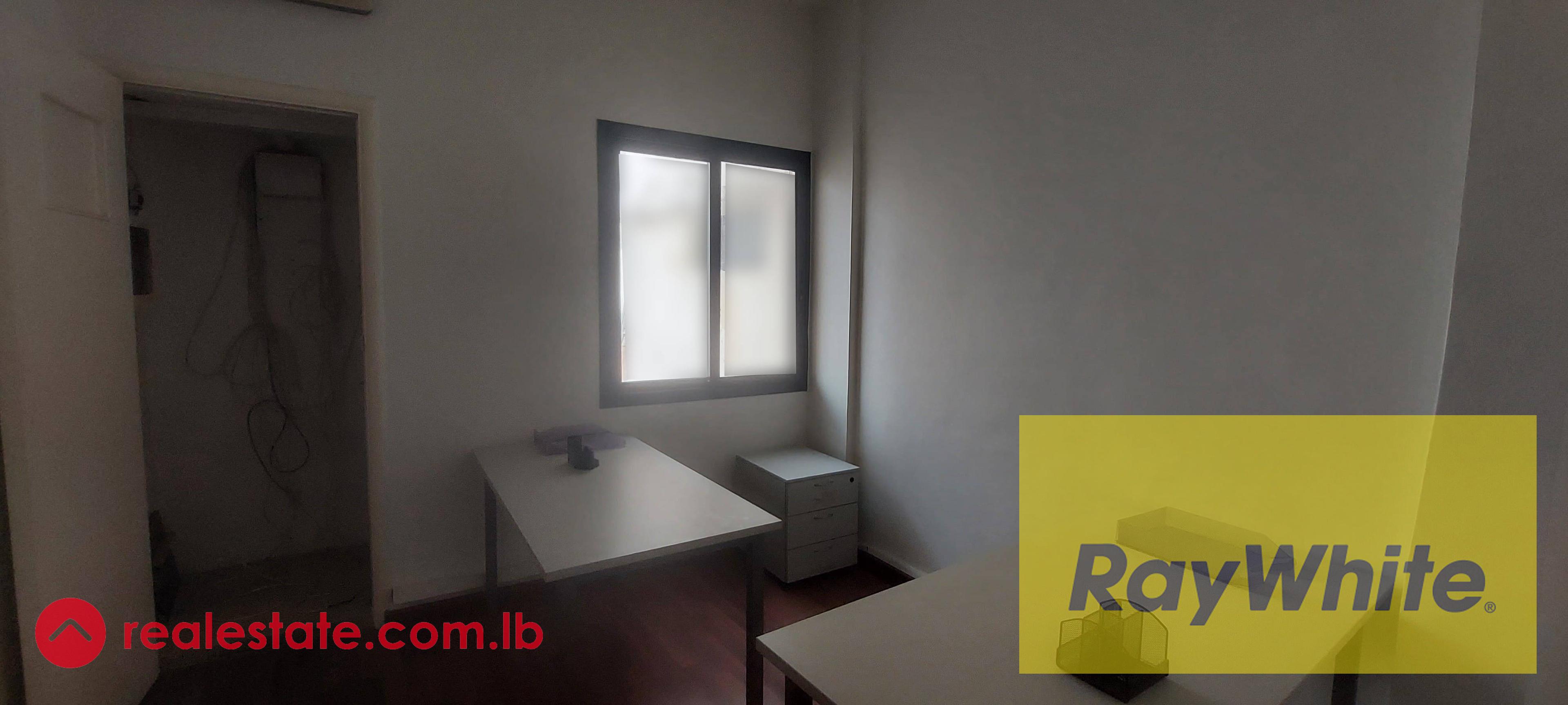 Office for rent in Badaro